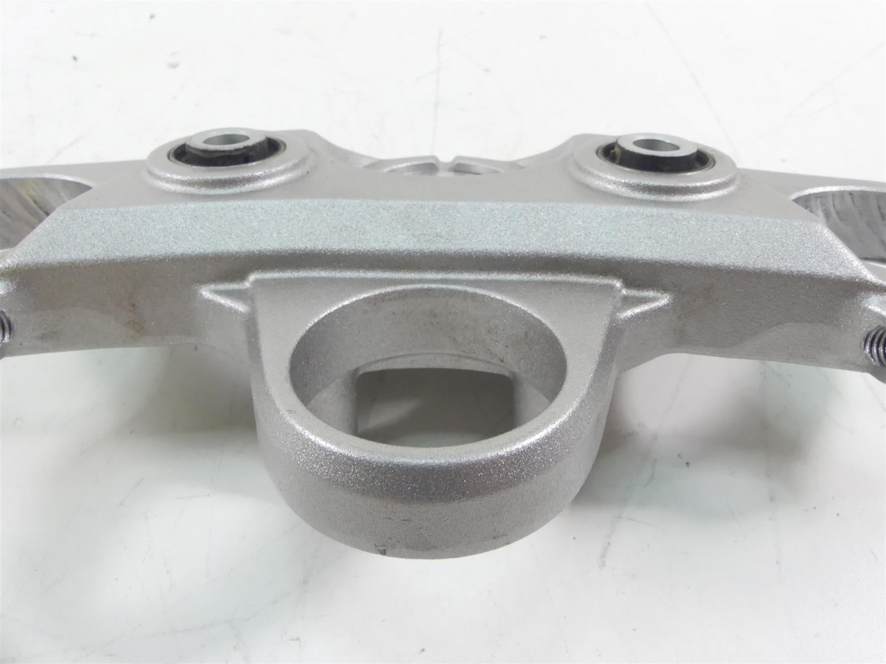 2017 Yamaha XT1200Z Super Tenere Upper Triple Tree Steering Clamp 2BS-23435-00 {{ shop.shopifyCountryName }} - Mototech271
