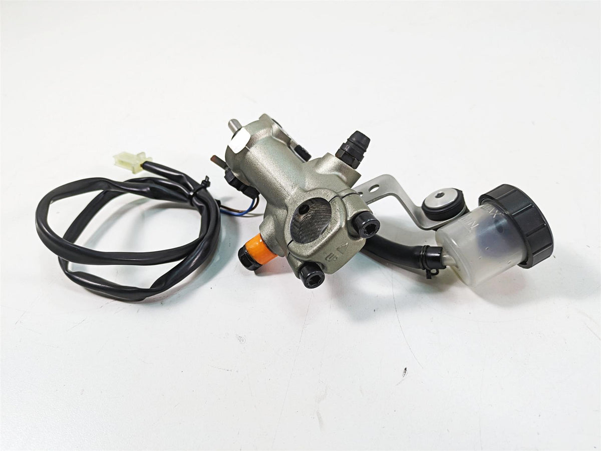2011 Ducati Hypermotard 1100 Evo SP Brembo Clutch Radial Master Cylind 63040412A {{ shop.shopifyCountryName }} - Mototech271