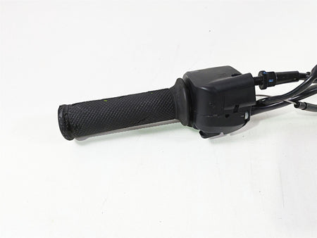 2021 Kawasaki Z900 ZR900 Right Hand Control Switch Throttle Grip Set 46091-0500 {{ shop.shopifyCountryName }} - Mototech271