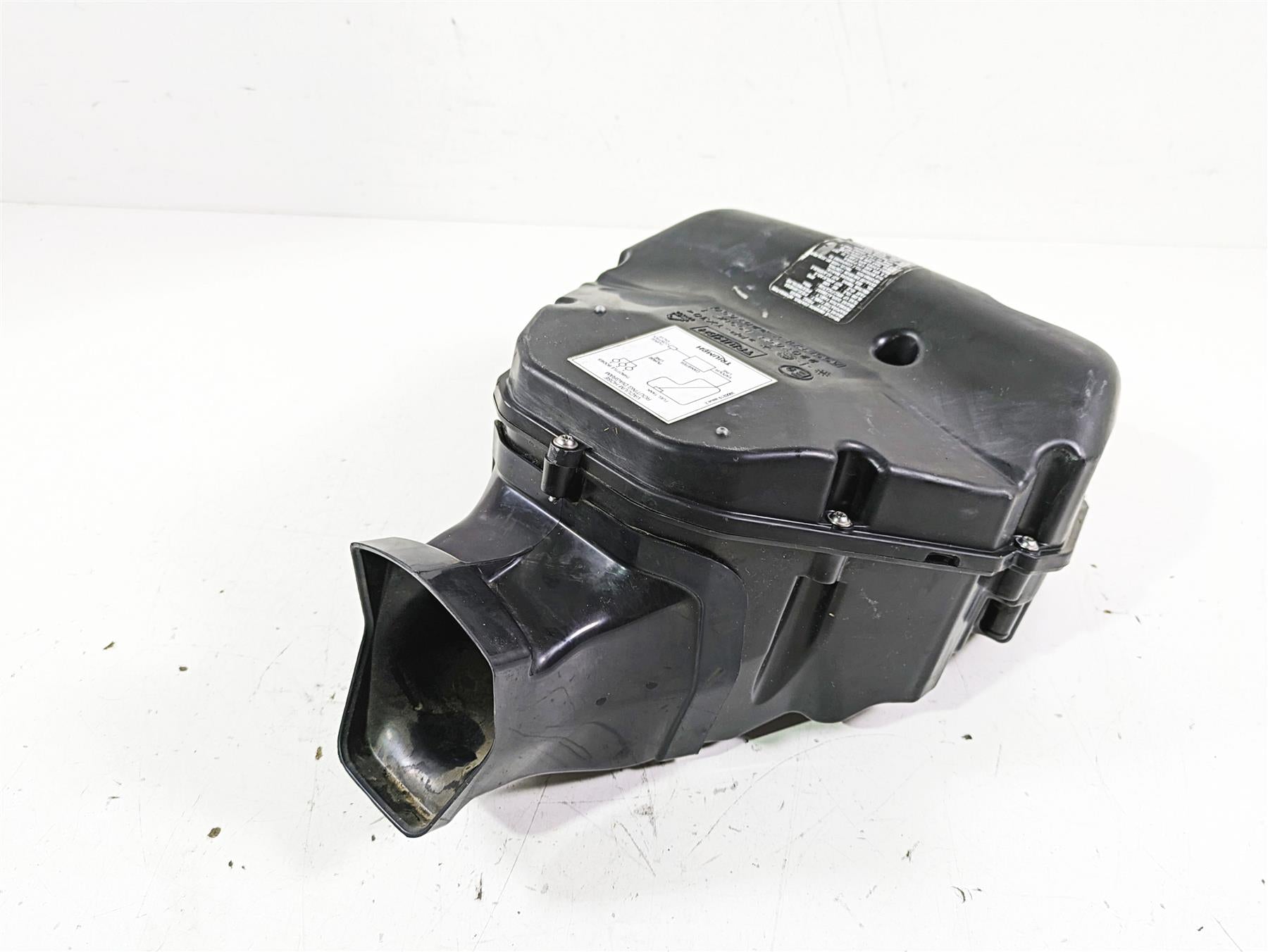 2023 Triumph Street Triple 765 RS Air Box Cleaner Breather T2207650 T2207654 {{ shop.shopifyCountryName }} - Mototech271