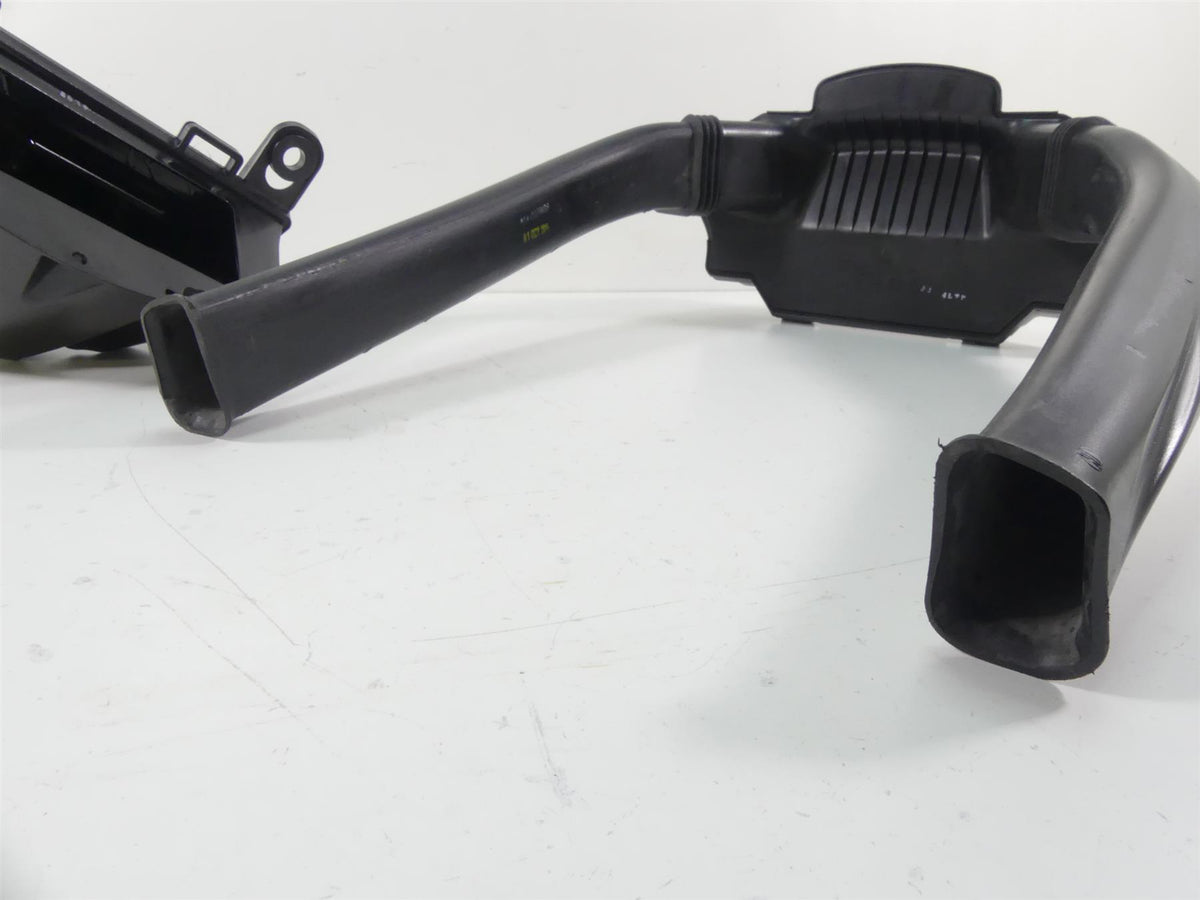 2015 BMW K1600GT K48 Air Box Filter Cleaner Breather Ram & Tubes Set 13717712316 {{ shop.shopifyCountryName }} - Mototech271