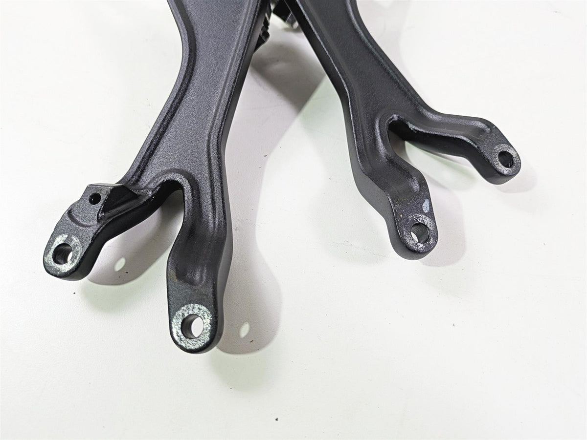 2016 Zero Motorcycles S 9.8 Rear Passenger Footpeg Set L 20-04285 R 20-07604 {{ shop.shopifyCountryName }} - Mototech271