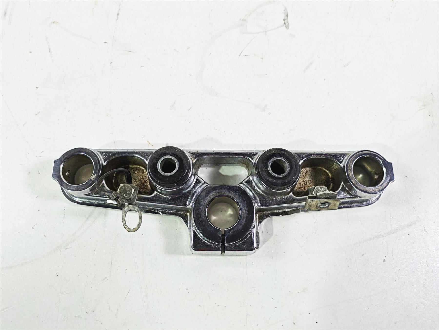 2004 Harley FLSTCI Softail Heritage Upper Chrome Triple Tree 45456-86B {{ shop.shopifyCountryName }} - Mototech271