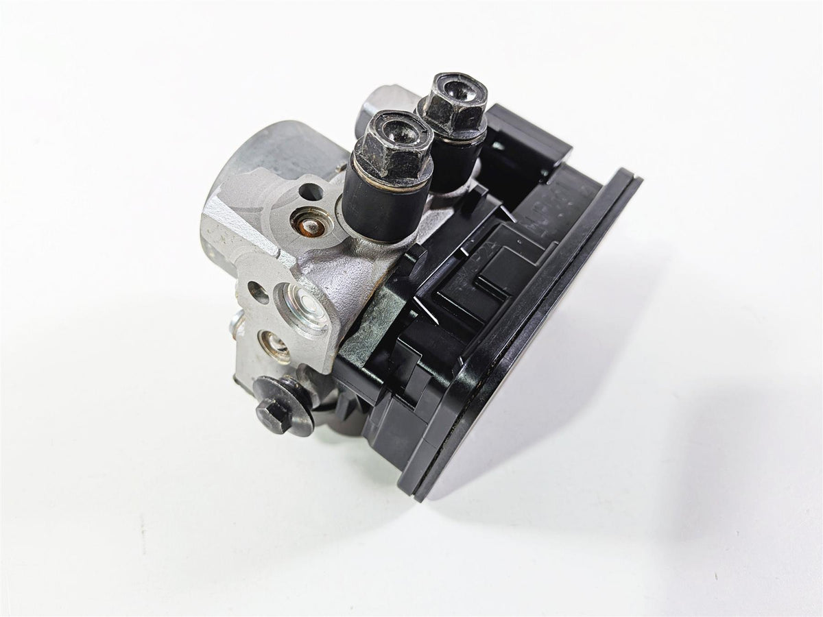 2017 Honda CRF1000 Africa Twin Nissin Abs Brake Pump Module 57110-MJP-G61-Mototech271