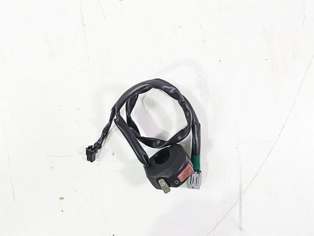 2020 Kawasaki ZX6R Ninja Right Hand Start Stop Kill Control Switch 46091-0421 {{ shop.shopifyCountryName }} - Mototech271