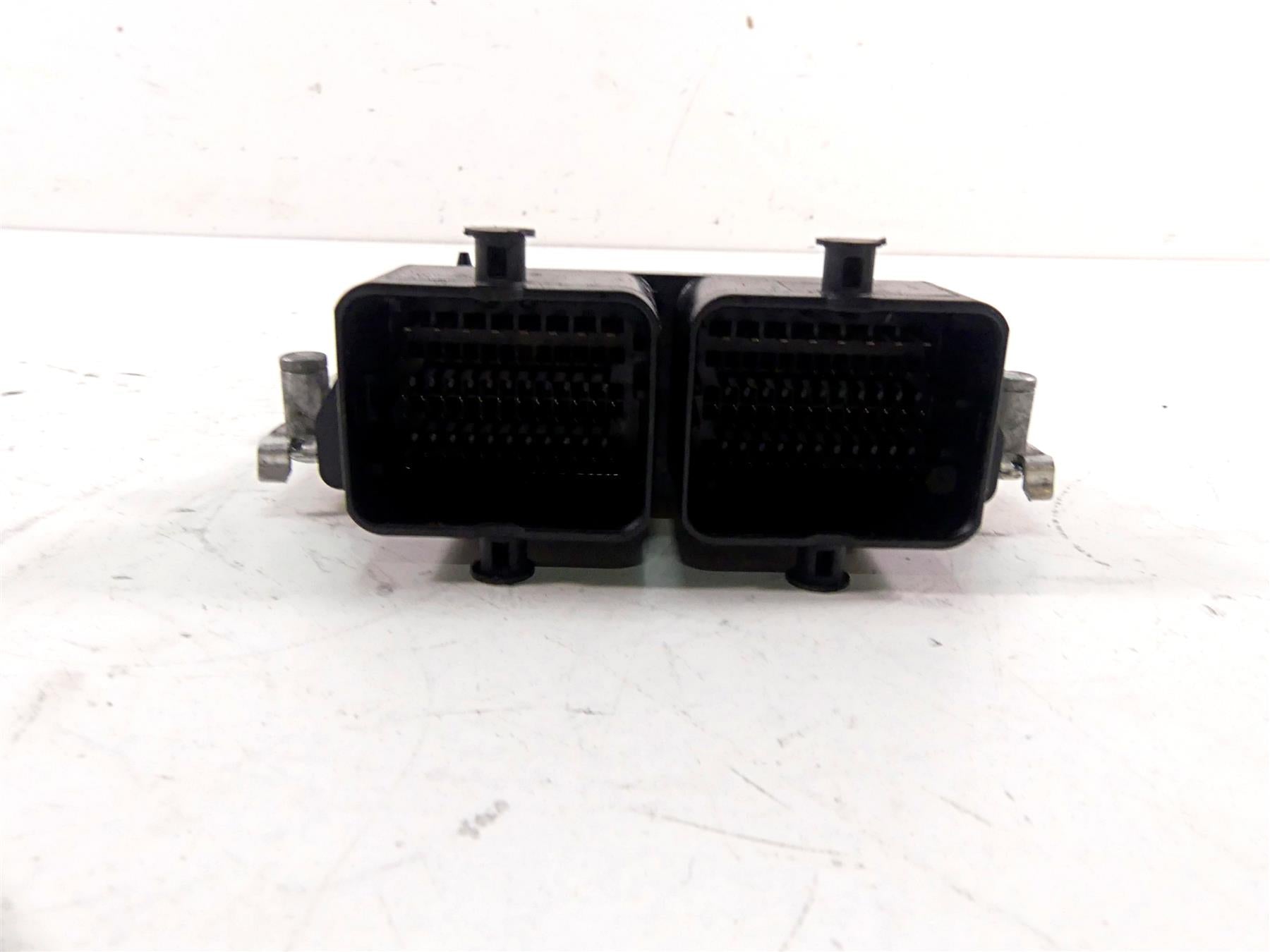2019 Indian Chieftain Classic Ecm Ecu Ecm Engine Control Module 4018121 {{ shop.shopifyCountryName }} - Mototech271