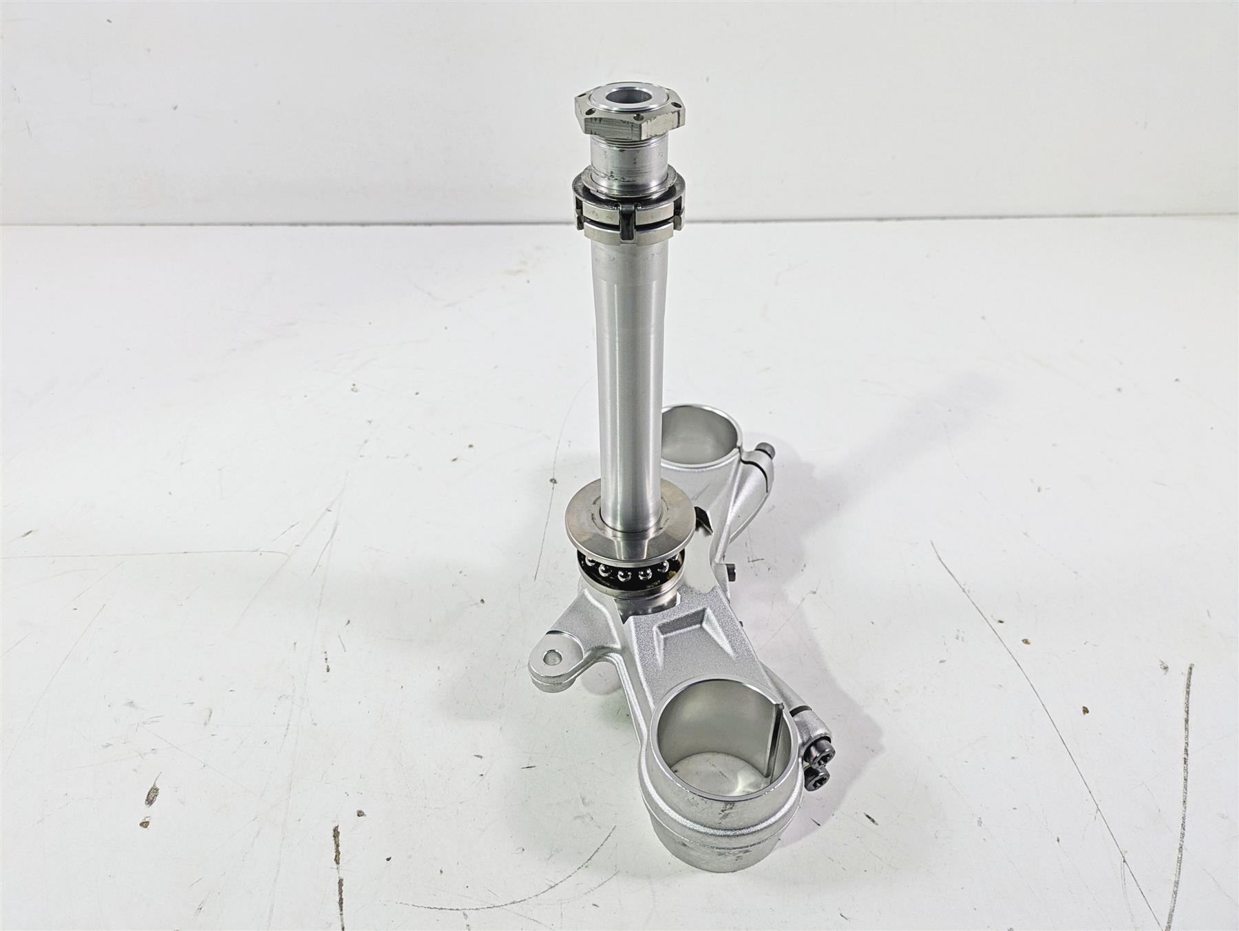 2015 BMW R nineT K21 Lower Triple Tree Steering Stem 31428552873 31428538054 {{ shop.shopifyCountryName }} - Mototech271