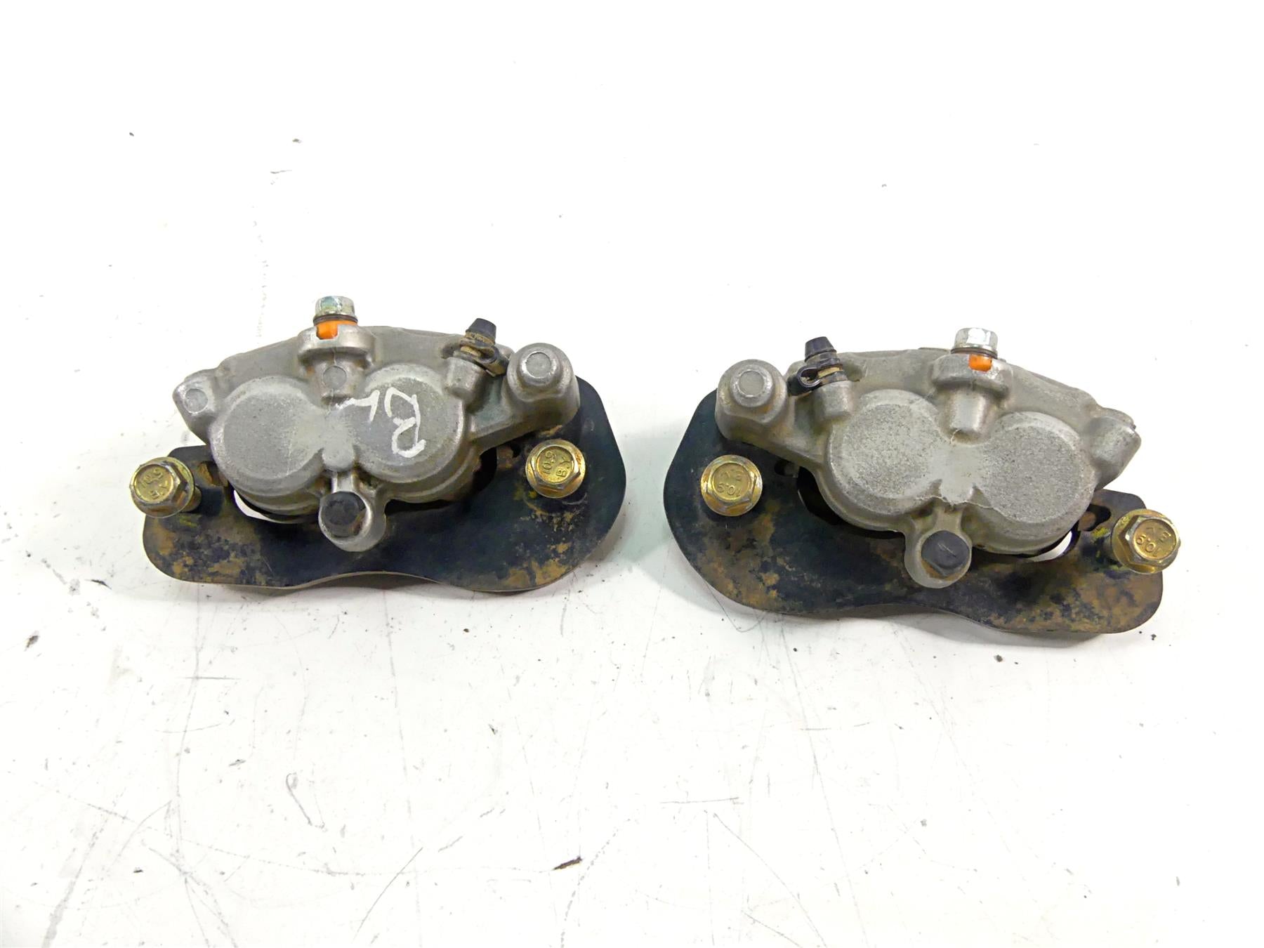 2021 Can Am Maverick Sport 1000R XRC Rear Brake Caliper Set 705601889 705601890