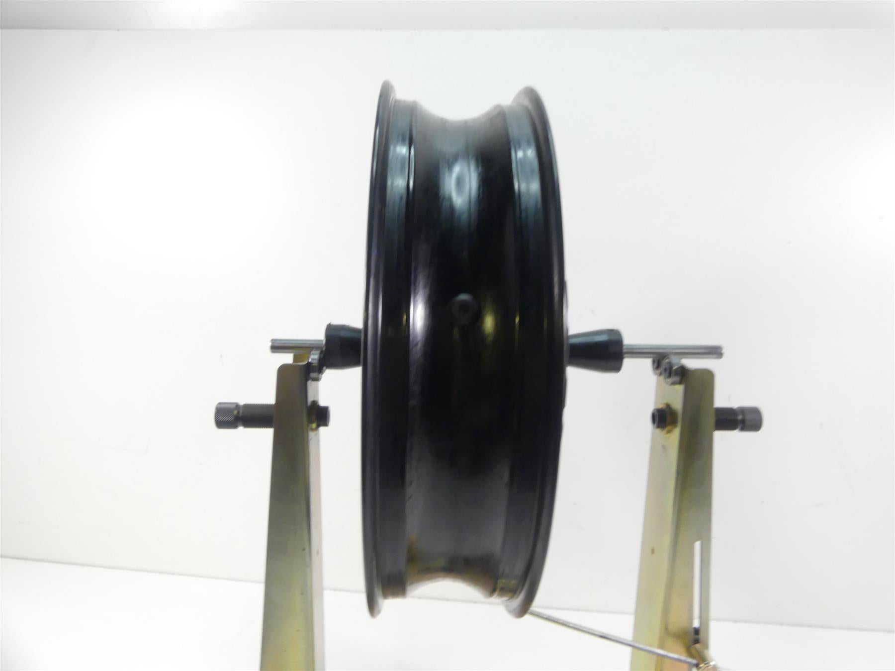 2017 Yamaha XT1200Z Super Tenere Rear Wheel Rim 17x4 - Read 94440-17003-00 {{ shop.shopifyCountryName }} - Mototech271