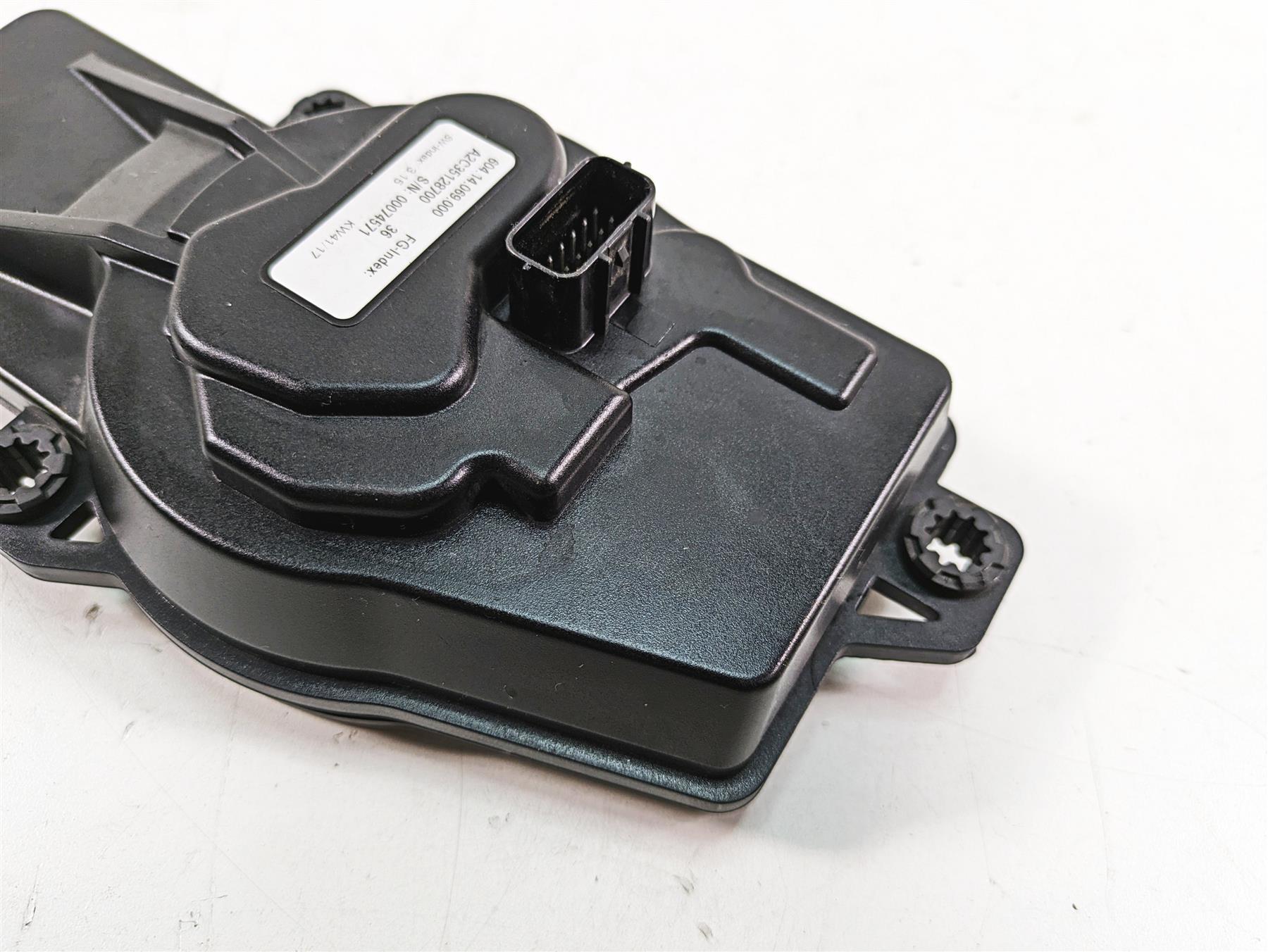 2018 KTM 1090 Adventure R Speedometer Gauge Instrument - 10k - Read 60414069000 {{ shop.shopifyCountryName }} - Mototech271