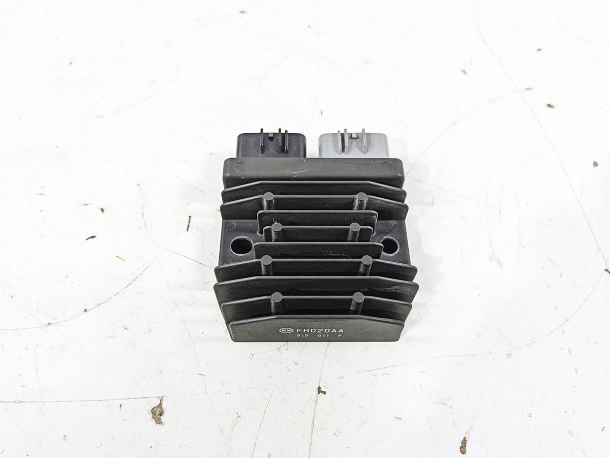 2015 Ducati Panigale 1299 S Rectifier Voltage Regulator 54040301B FH020AA {{ shop.shopifyCountryName }} - Mototech271