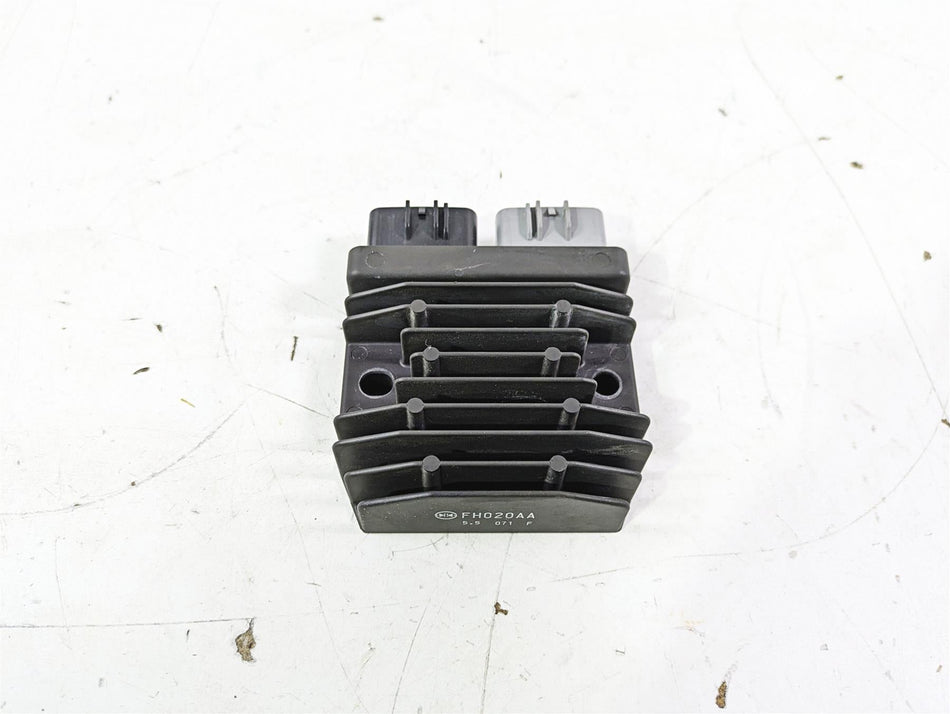 2015 Ducati Panigale 1299 S Rectifier Voltage Regulator 54040301B FH020AA {{ shop.shopifyCountryName }} - Mototech271