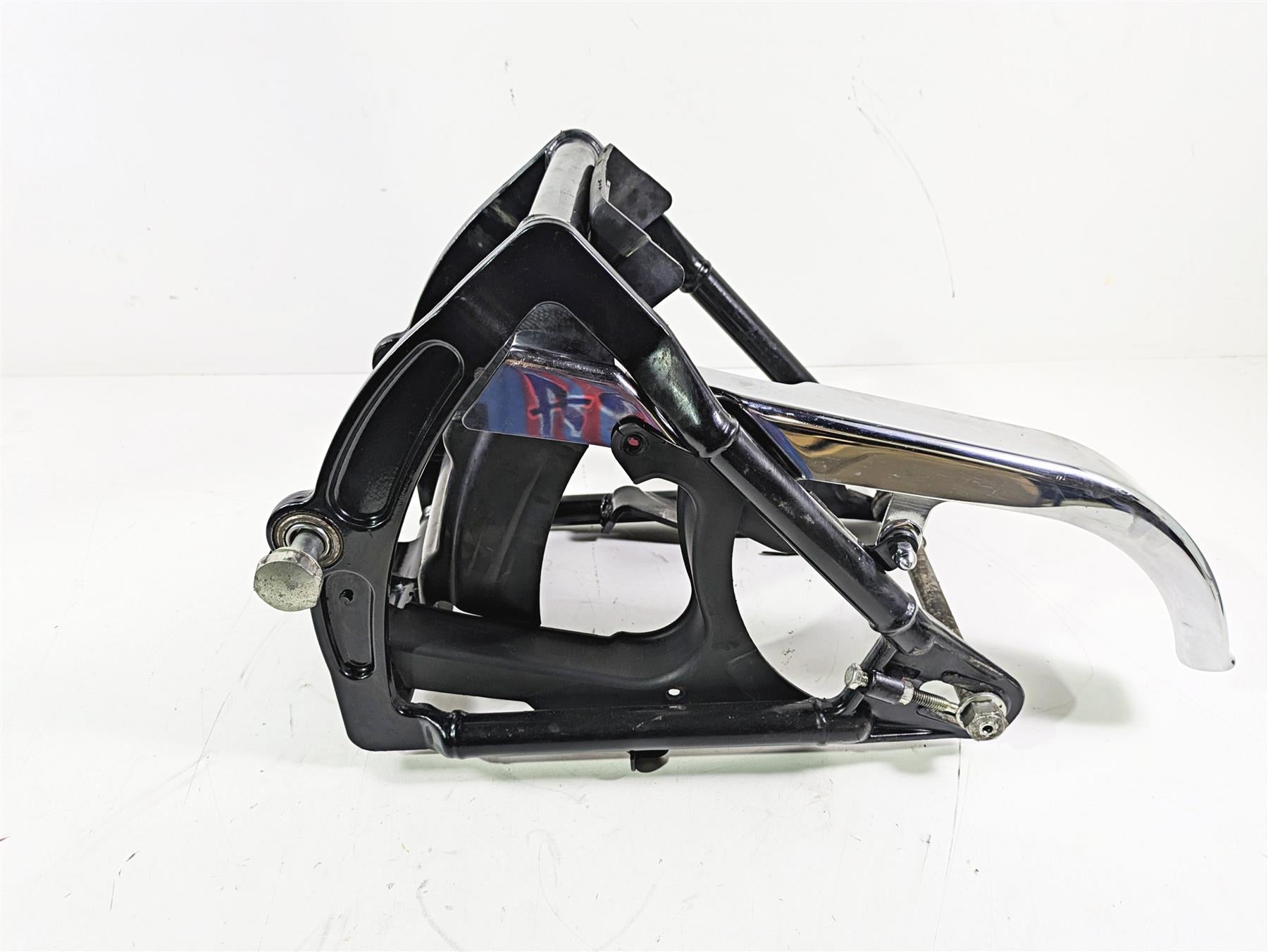 2004 Harley FLSTCI Softail Heritage Rear Swingarm & 3/4 Axle 47573-00A | Mototech271