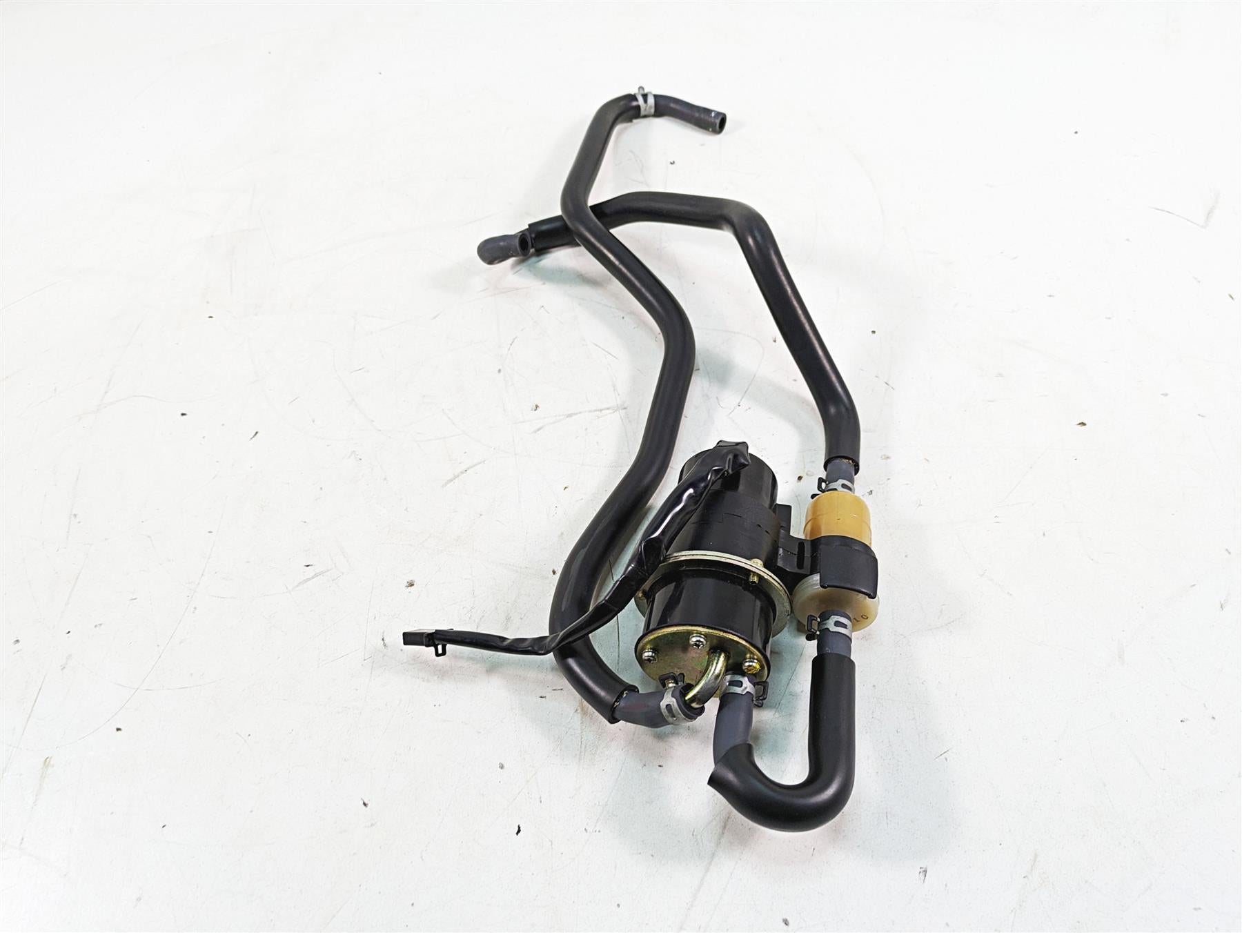 2002 Yamaha FZ1 FZS1000 Fazer Fuel Gas Petrol Pump - Tested 4SV-13907-03-00 {{ shop.shopifyCountryName }} - Mototech271