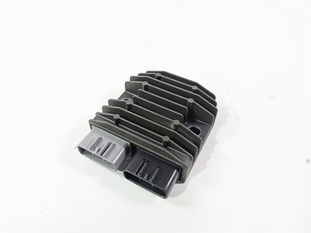 2009 Yamaha FZ1 FZS10 Fazer Rectifier Voltage Regulator FH012AA 1D7-81960-01-00 {{ shop.shopifyCountryName }} - Mototech271
