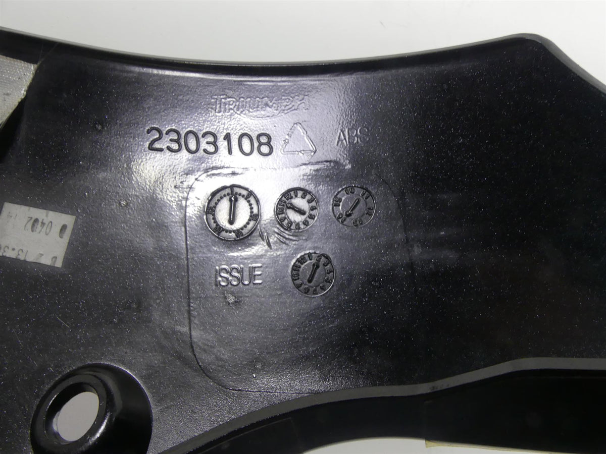 2015 Triumph 1050 Speed Triple R Phantom Black Belly Pan Bug Spoiler T2303109 {{ shop.shopifyCountryName }} - Mototech271
