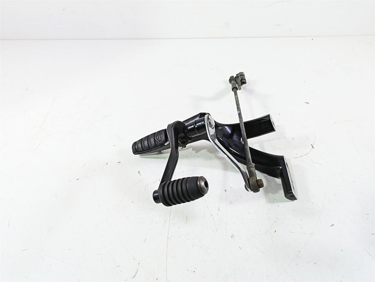2018 Harley Softail FXFBS Fat Bob Left Rider Footpeg & Shifter 33600134 33600211 {{ shop.shopifyCountryName }} - Mototech271