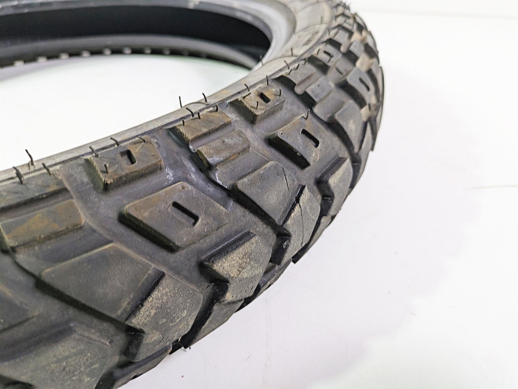Used Motorcycle Tire Heidenau Scout 110/80B19 K60 {{ shop.shopifyCountryName }} - Mototech271