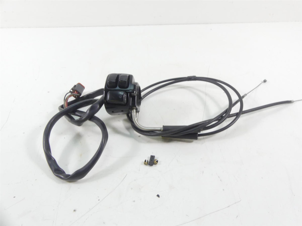 2004 Harley Softail FLSTFI Fat Boy Right Control Switch Start Stop 71684-06A {{ shop.shopifyCountryName }} - Mototech271