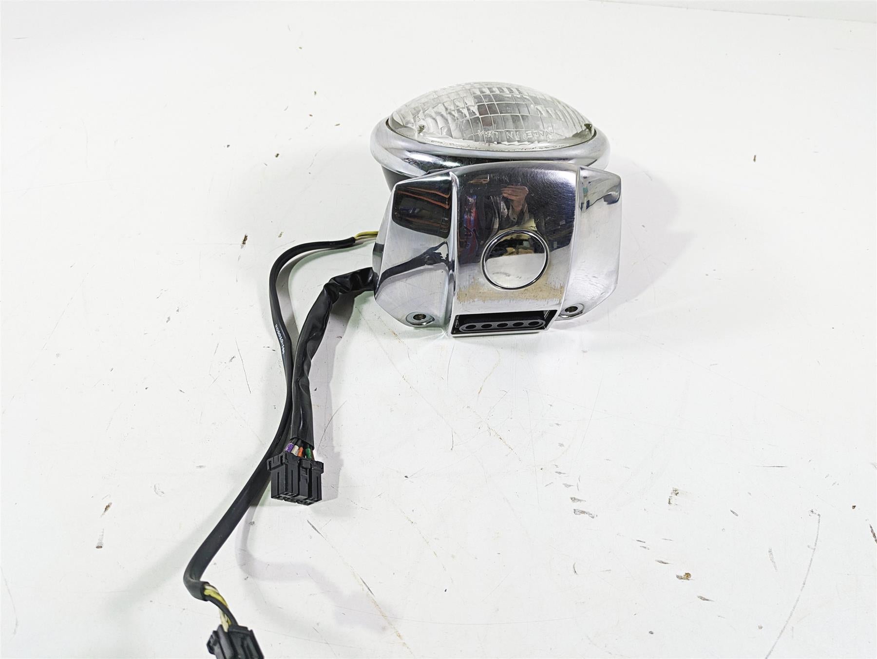 2003 Harley Dyna FXDL Low Rider 100TH Headlight Head Light & Visor 67672-96B {{ shop.shopifyCountryName }} - Mototech271