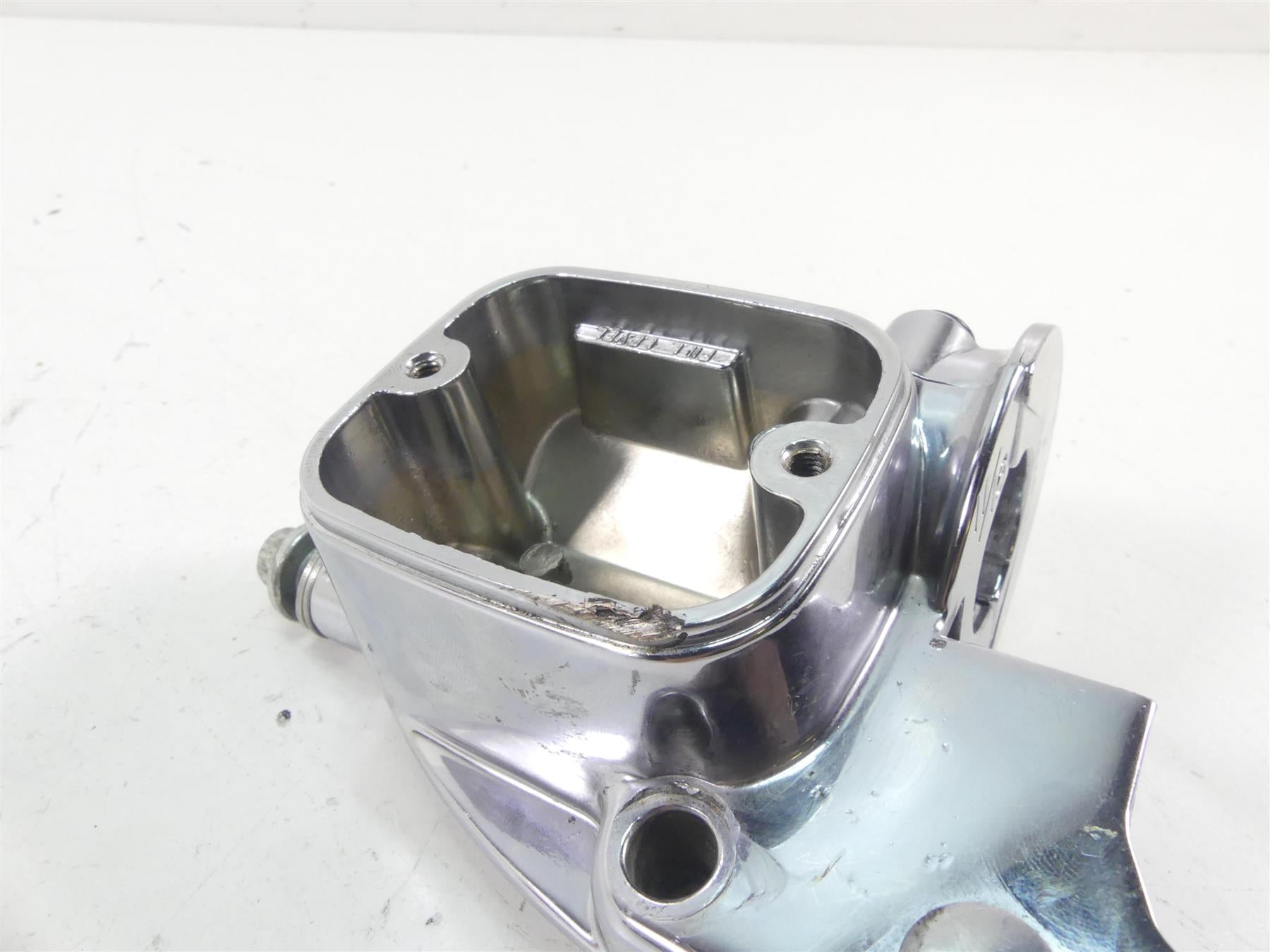 2004 Harley Softail FXSTD SE CVO Deuce Chrome Clutch Master Cylinder 46113-02D {{ shop.shopifyCountryName }} - Mototech271