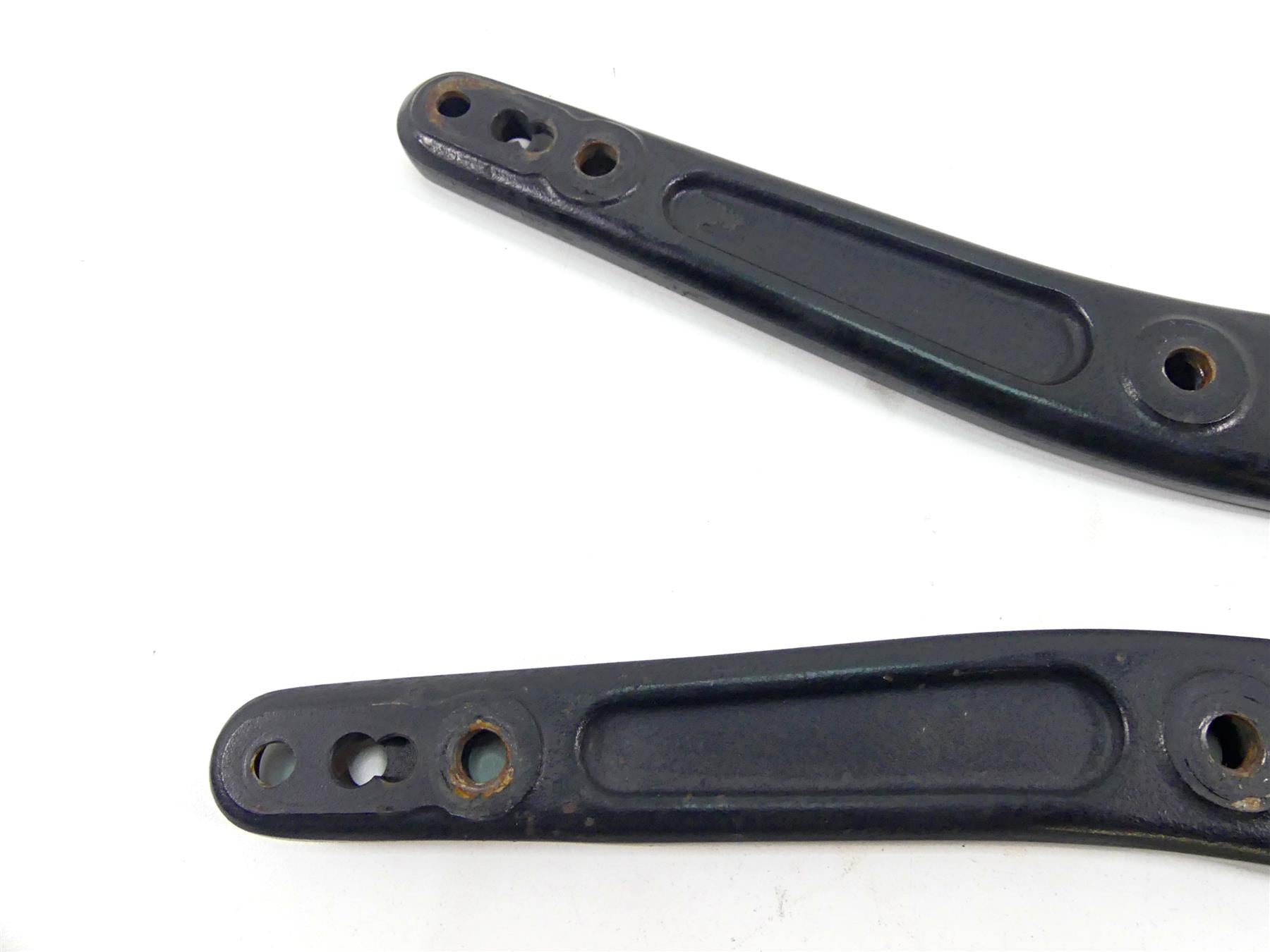 2011 Harley Softail FXS Blackline Rear Black Fender Support Strut Set 60187-11 {{ shop.shopifyCountryName }} - Mototech271