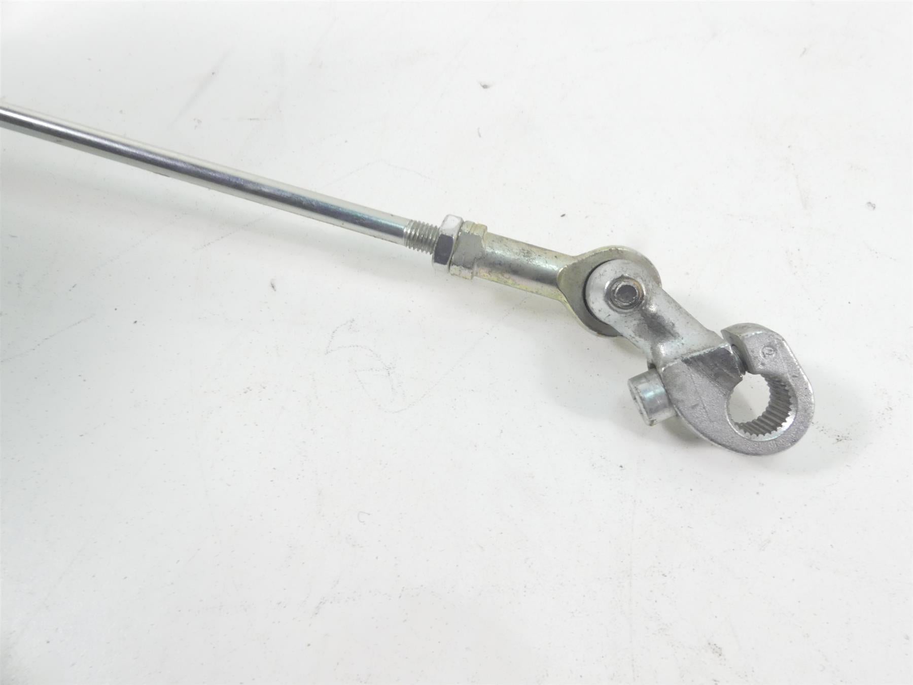2020 Indian Roadmaster Front Left Foot Mount & Shifter Lever 5138351 5138405 {{ shop.shopifyCountryName }} - Mototech271