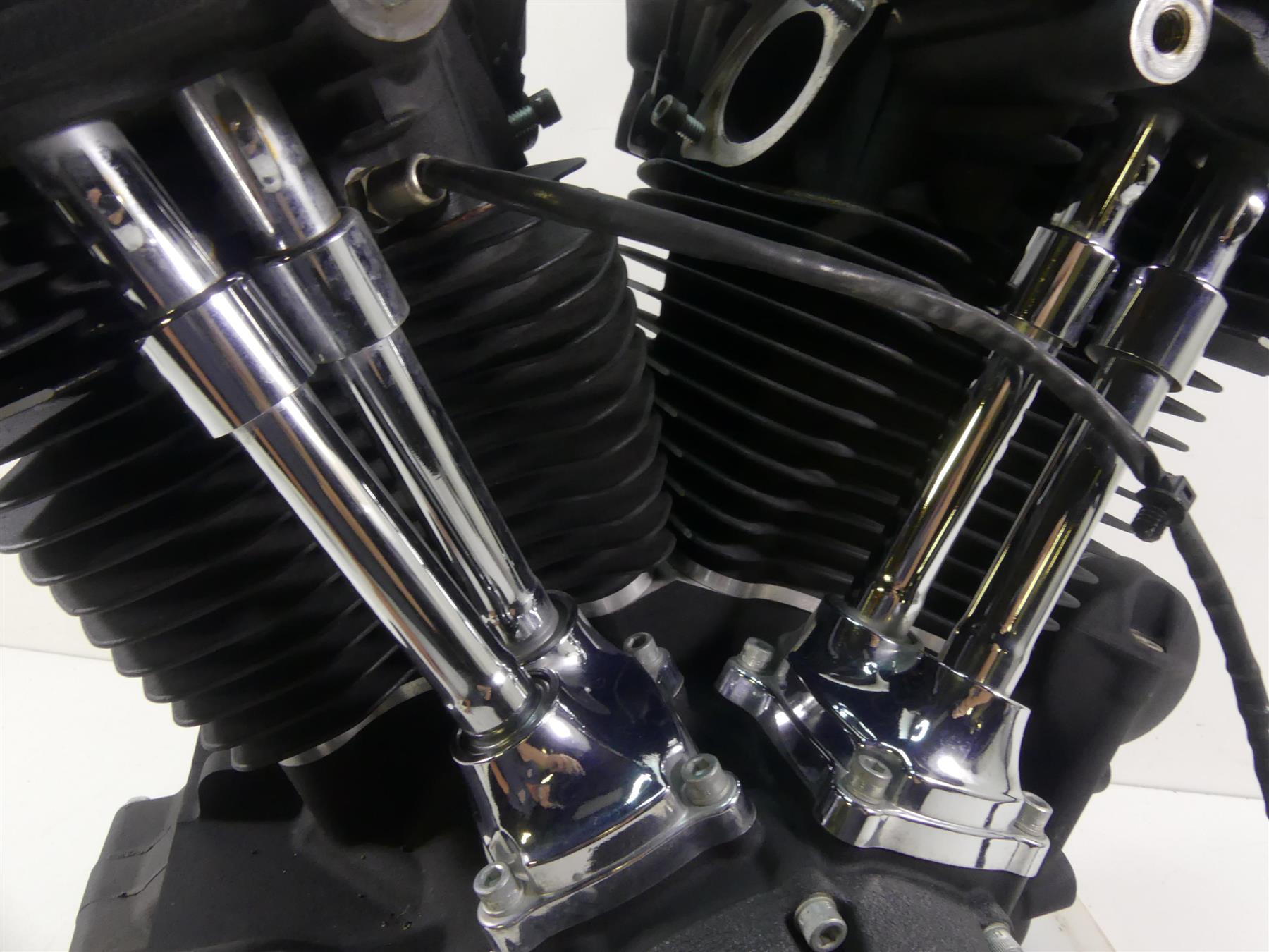 2019 Harley Softail FXBB Street Bob 107ci M8 Engine Motor 15K -Video 16200452 {{ shop.shopifyCountryName }} - Mototech271