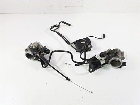 2009 BMW R1200RT K26 Throttle Bodies Body Set - Read 13547712613 13547712614 {{ shop.shopifyCountryName }} - Mototech271