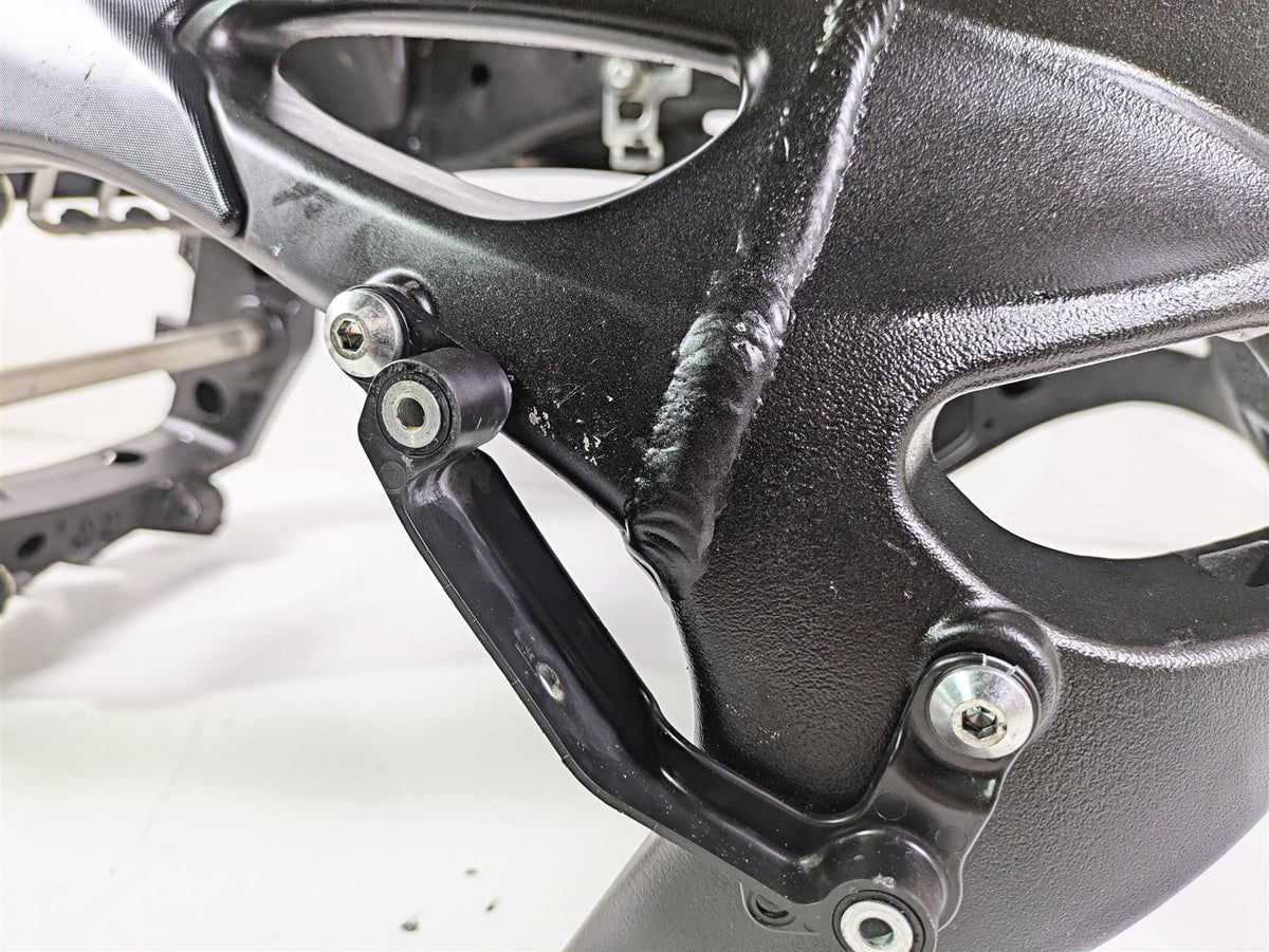 2014 Yamaha YZFR1 R1 RN22 Straight Frame Chassis - With Texas Salvage Title - 14B-21110-00-00 {{ shop.shopifyCountryName }} - Mototech271