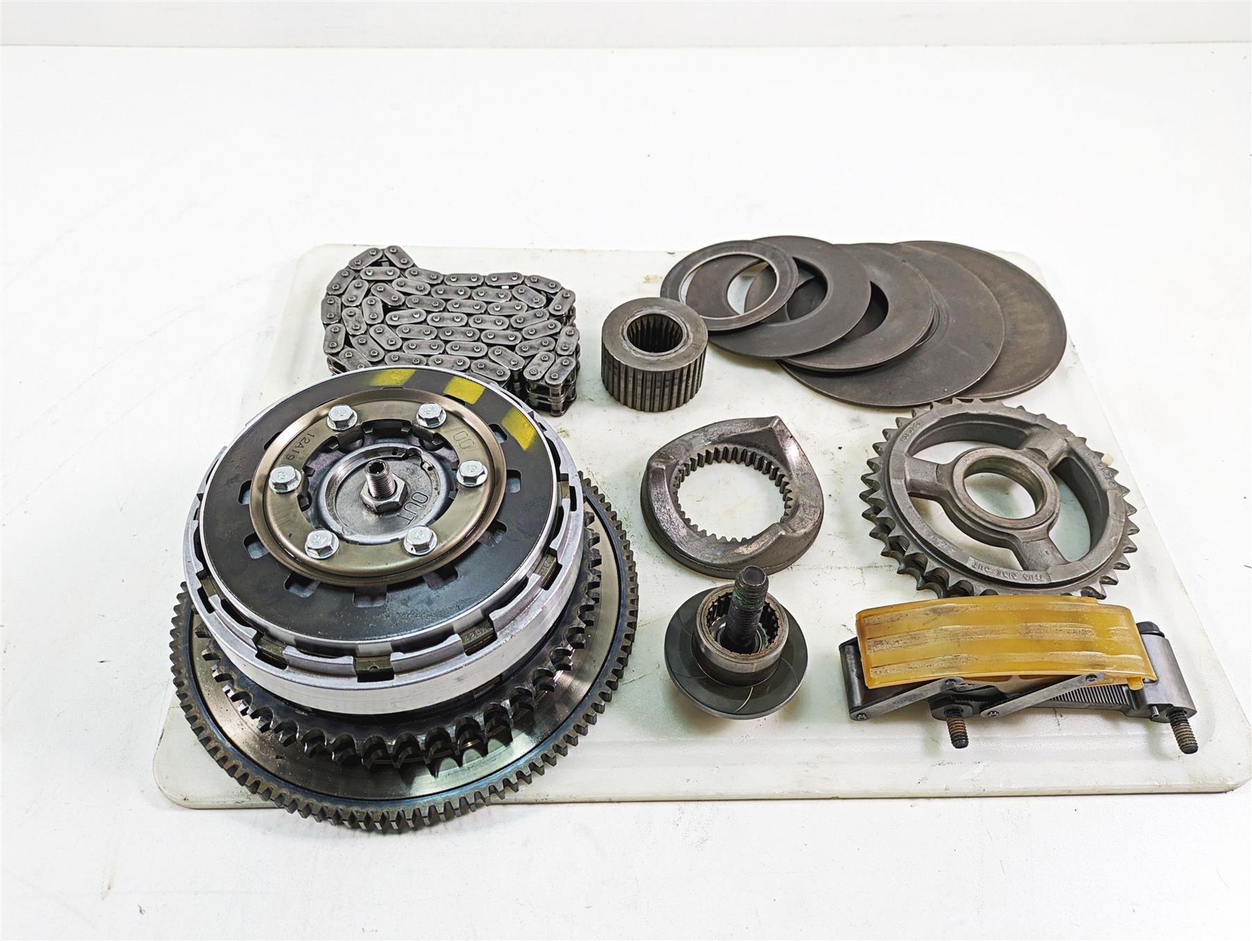 2012 Harley FLD Dyna Switchback Primary Drive Clutch Kit 37816-11 {{ shop.shopifyCountryName }} - Mototech271