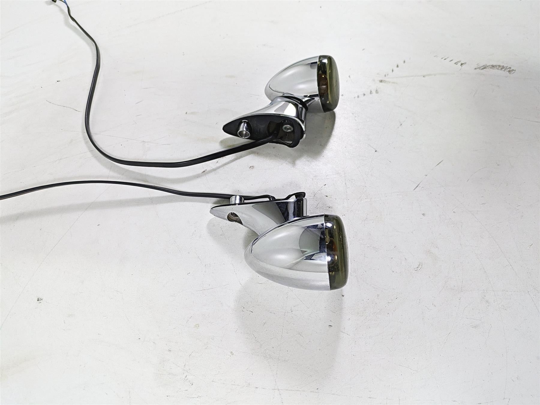 2017 Harley Touring FLTRXS Road Glide Front Blinker & Mount Set 67800512 {{ shop.shopifyCountryName }} - Mototech271