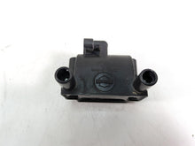 Load image into Gallery viewer, 2014 Harley Touring FLHTK Electra Glide Delphi Ignition Coil 31696-07A
