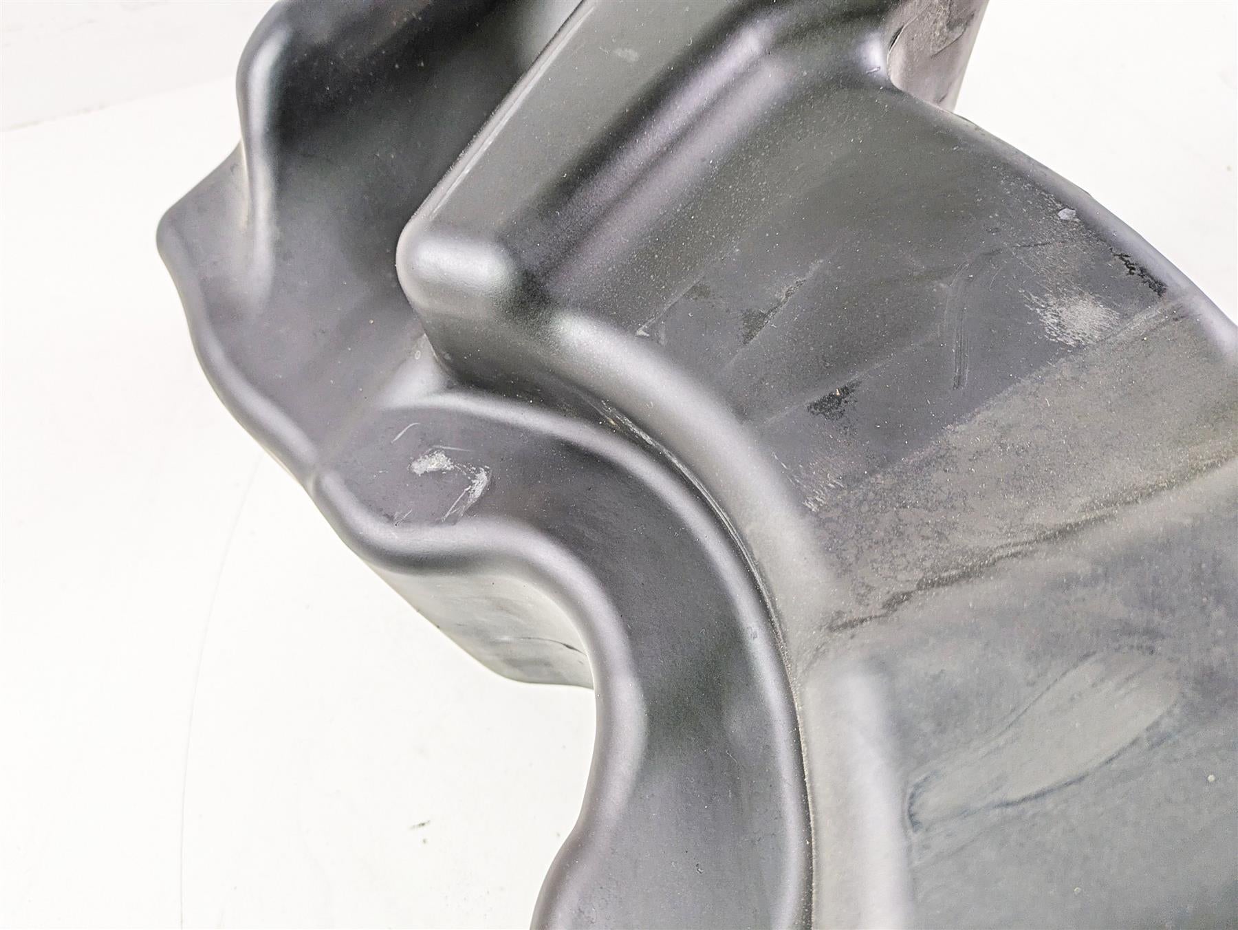 2010 Harley VRSCF Muscle Rod Fuel Gas Petrol Tank 62921-07 {{ shop.shopifyCountryName }} - Mototech271