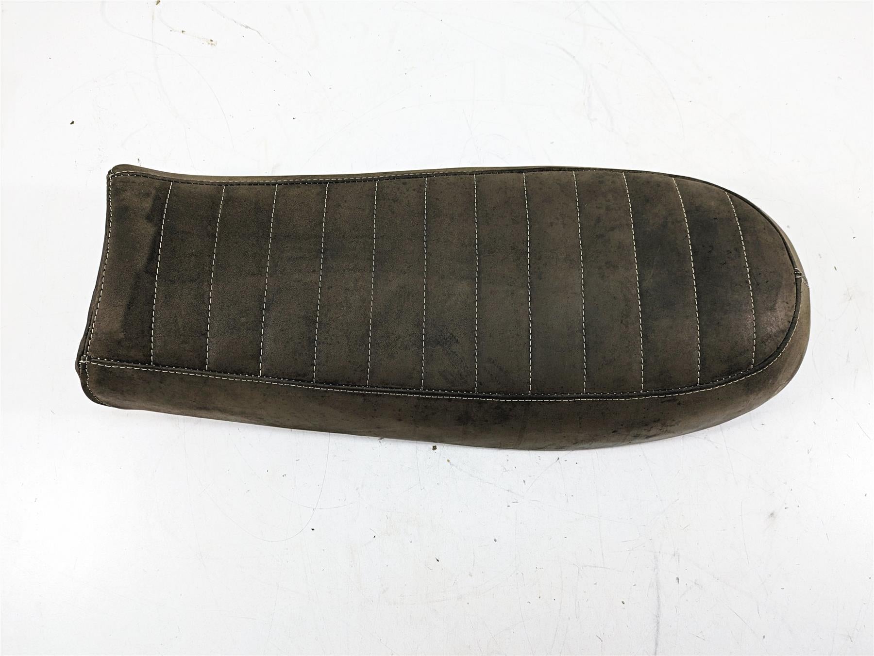 2013 Moto Guzzi V7 750 Stone Nice Recovered Brown Seat Saddle 978931 {{ shop.shopifyCountryName }} - Mototech271