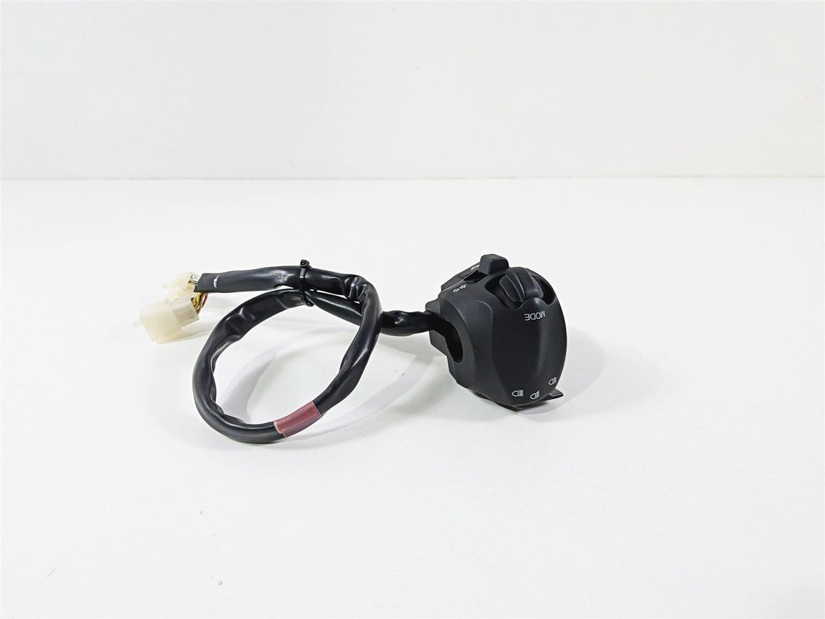 2016 Aprilia RSV 1100 Tuono V4 Factory Left Hand Control Switch 896150 {{ shop.shopifyCountryName }} - Mototech271