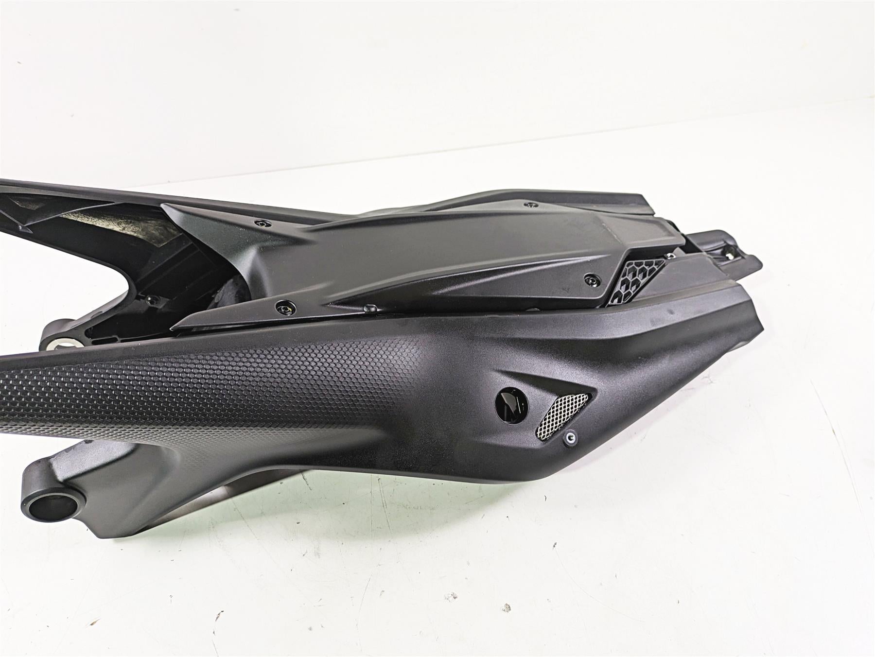 2023 Ducati Monster 937 SP Rear Left Right Subframe Set L 46910422B R 46910432B {{ shop.shopifyCountryName }} - Mototech271
