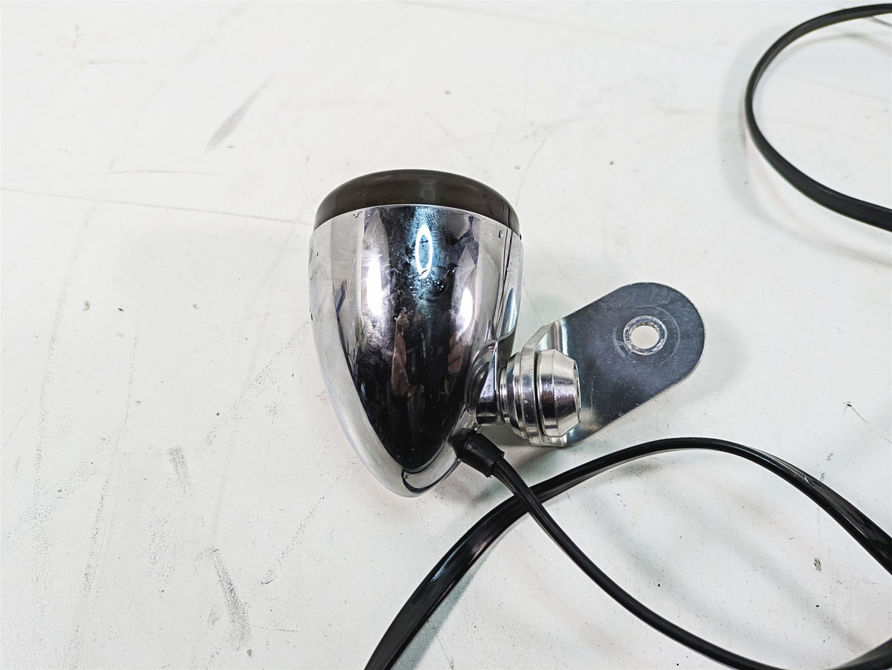 2012 Harley FLD Dyna Switchback Front Led Turn Signal Smoke Blinker Set 68972-00 {{ shop.shopifyCountryName }} - Mototech271