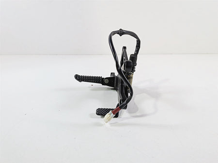 2016 Yamaha YZF R1 RN32 Front Right Foot Peg & Brake Pedal 2CR-27443-00-00 {{ shop.shopifyCountryName }} - Mototech271