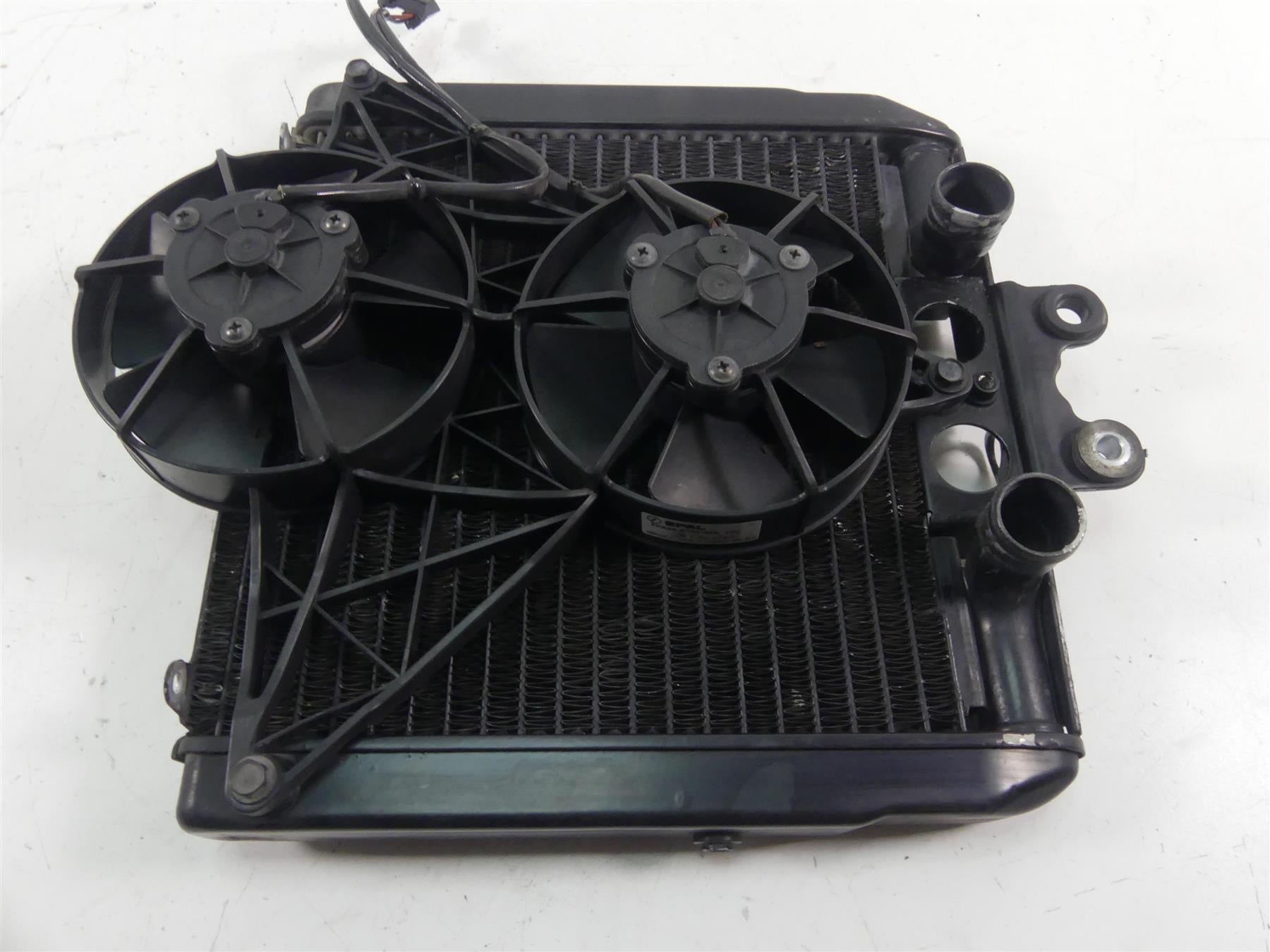 2013 Harley VRSCDX Night Rod Special Radiator Fans Reservoir Hoses 26722-04 {{ shop.shopifyCountryName }} - Mototech271