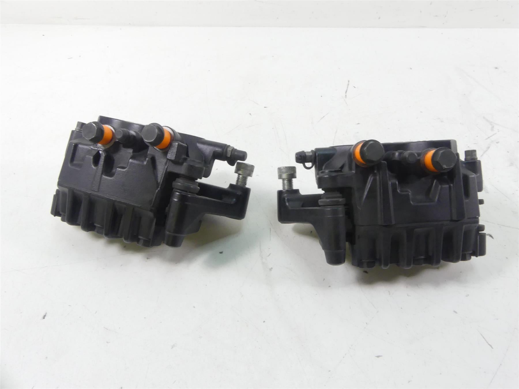 2011 Victory Vision Tour Nissin Front Brake Caliper Set 1911510 1911511 {{ shop.shopifyCountryName }} - Mototech271