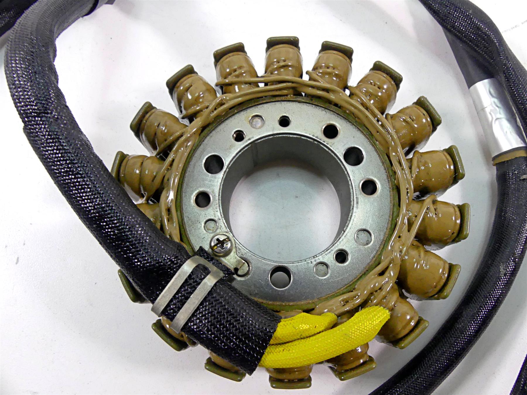 2018 Can Am Commander 1000R XT Stator Alternator Generator Magneto 420685632 {{ shop.shopifyCountryName }} - Mototech271
