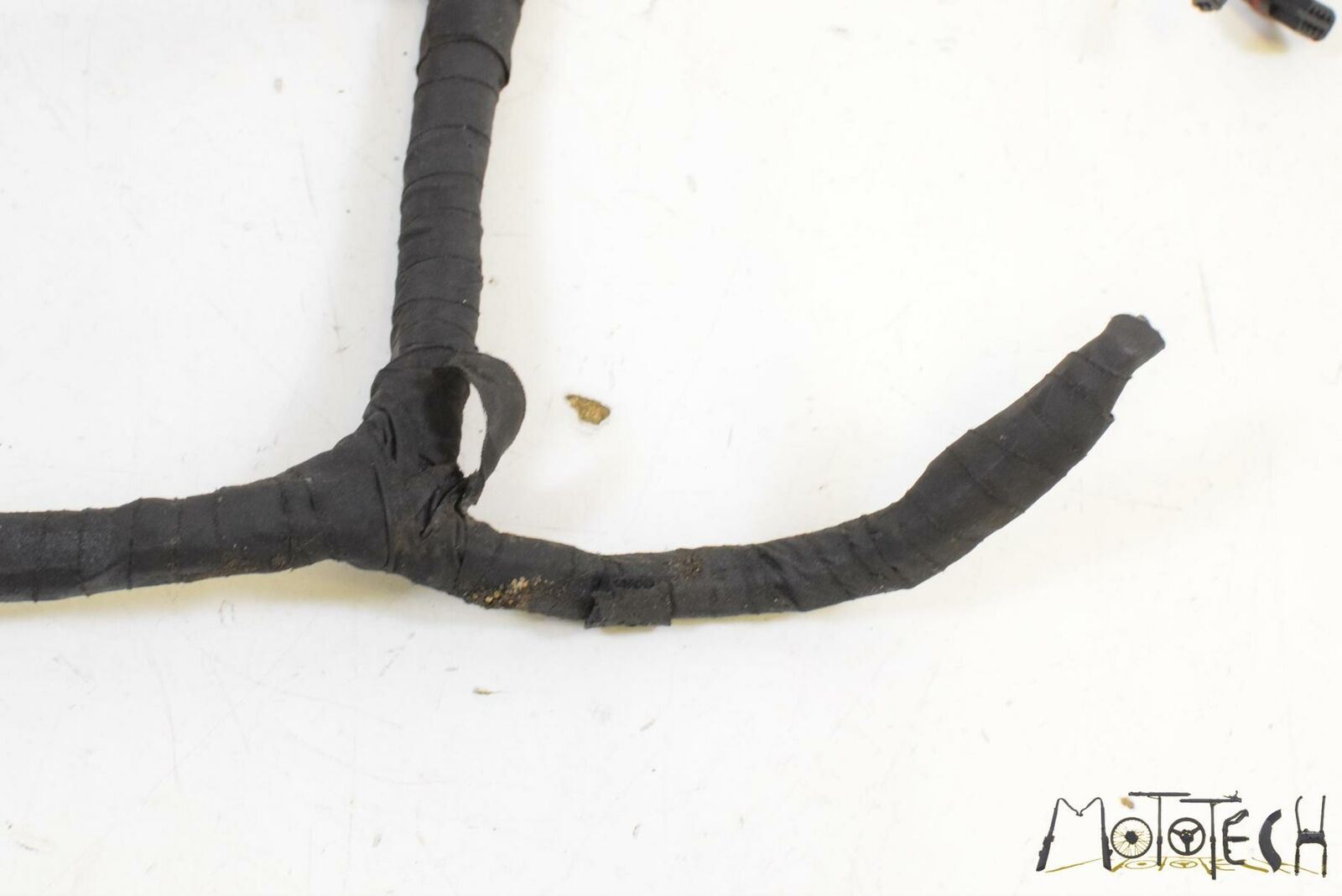 2009 BMW K1300 K1300S K40 Central Chassis Electronics 61357720223 {{ shop.shopifyCountryName }} - Mototech271