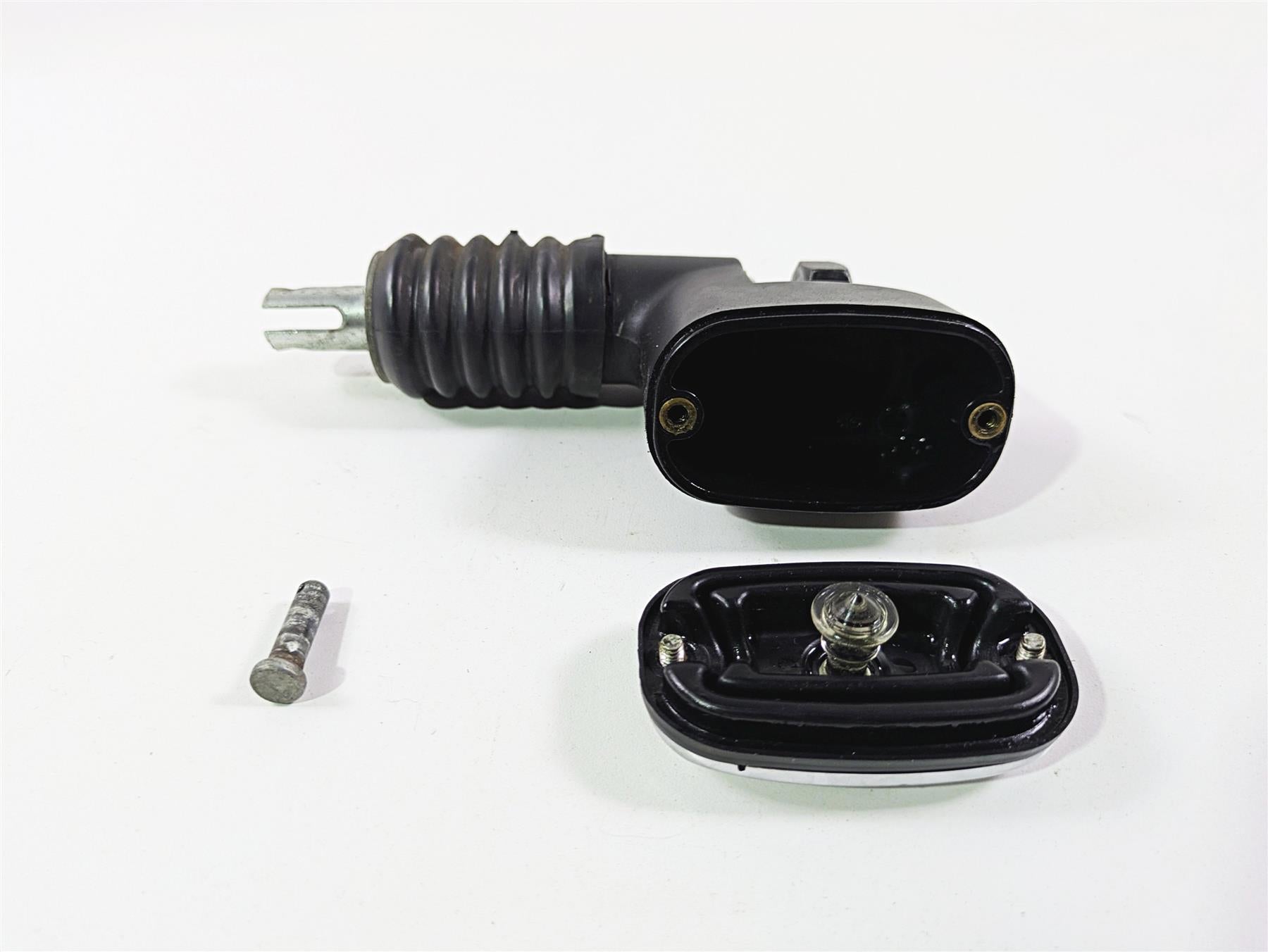 2008 Harley FXCWC Softail Rocker Rear Brake Master Cylinder 41767-05E {{ shop.shopifyCountryName }} - Mototech271