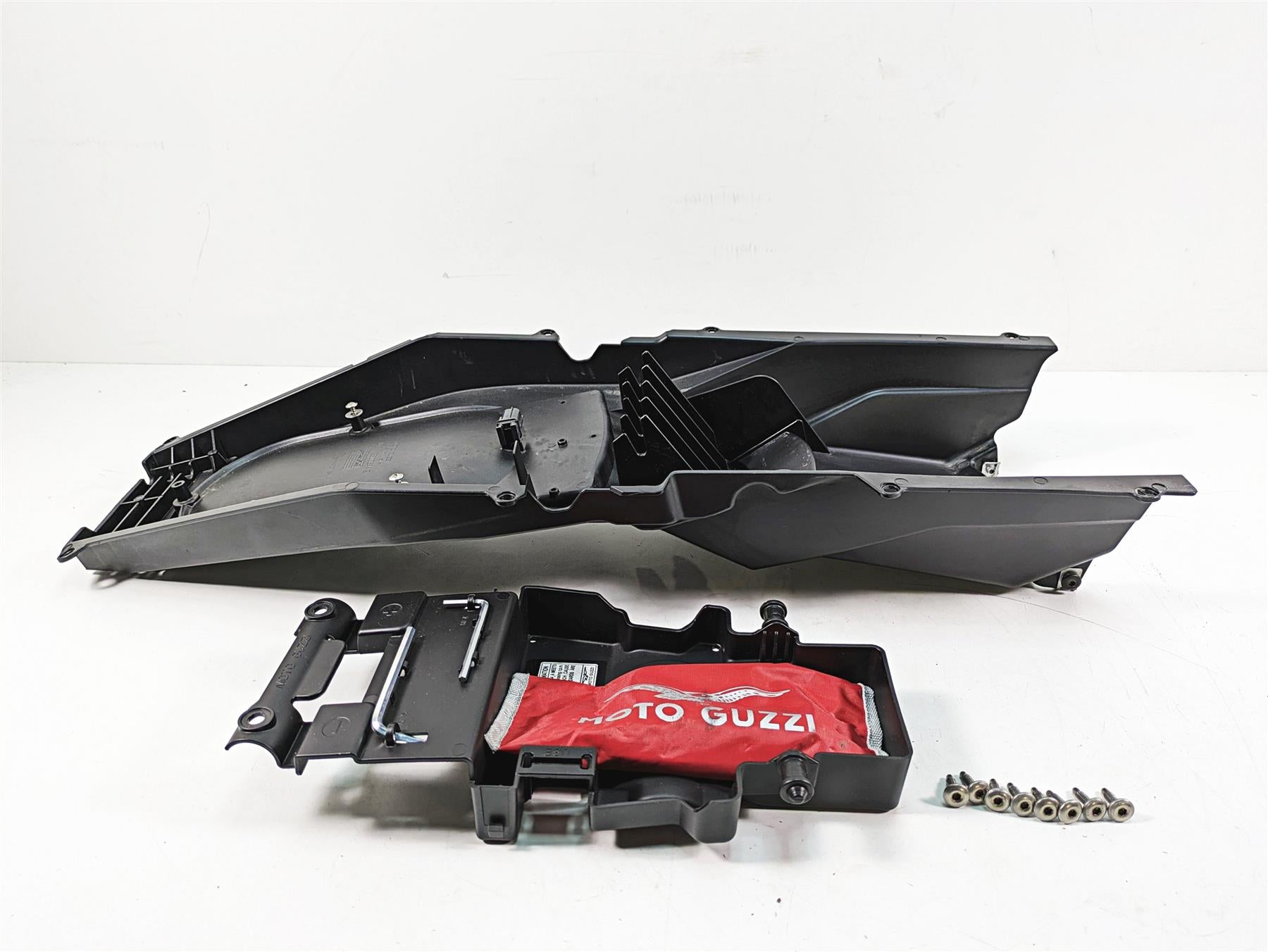 2020 Moto Guzzi V85 TT Adventure Rear Inner Fender & Storage Box Set 2B005442