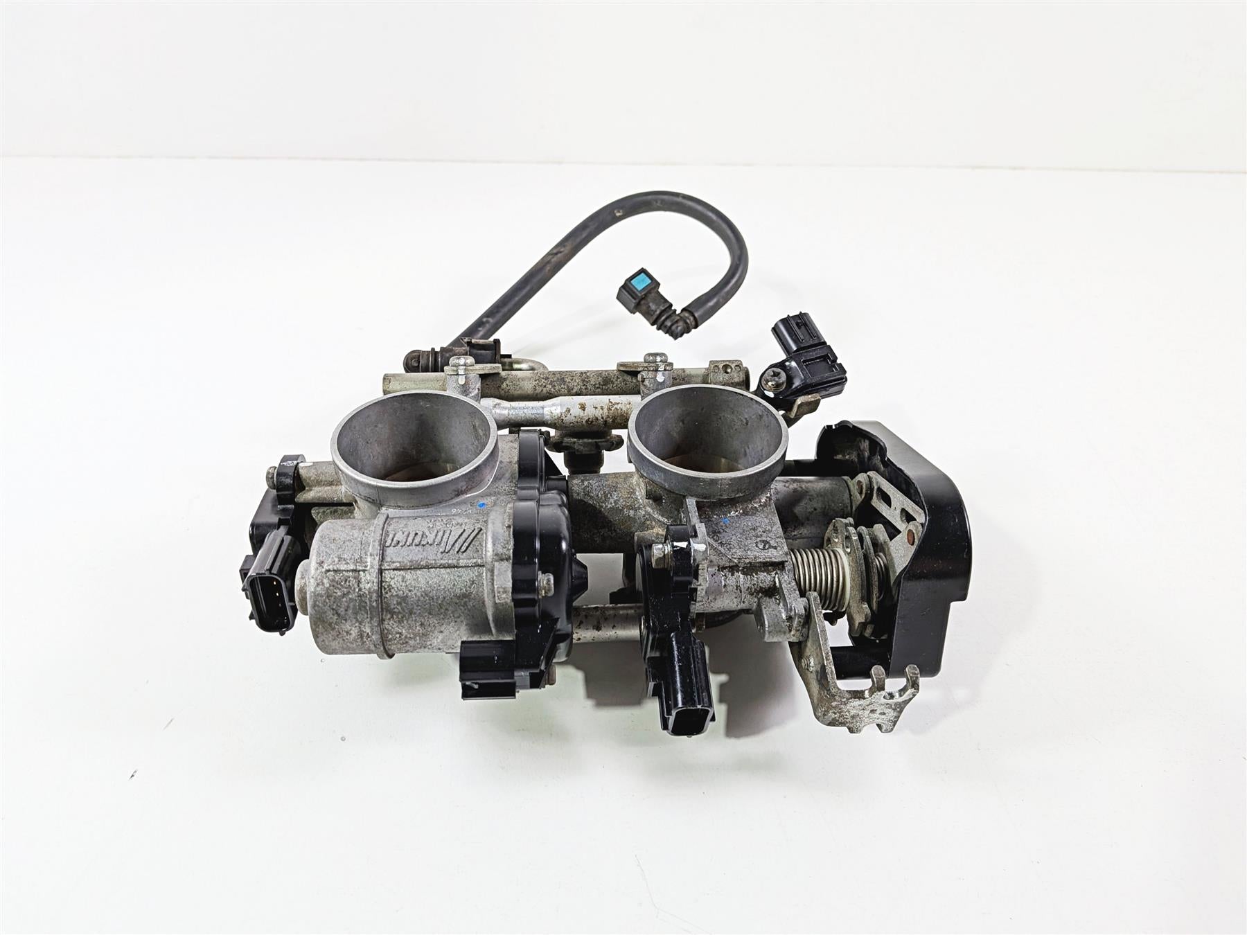 2012 Yamaha XT1200 Super Tenere Mikuni Throttle Body Bodies 23P-13750-00-00 {{ shop.shopifyCountryName }} - Mototech271