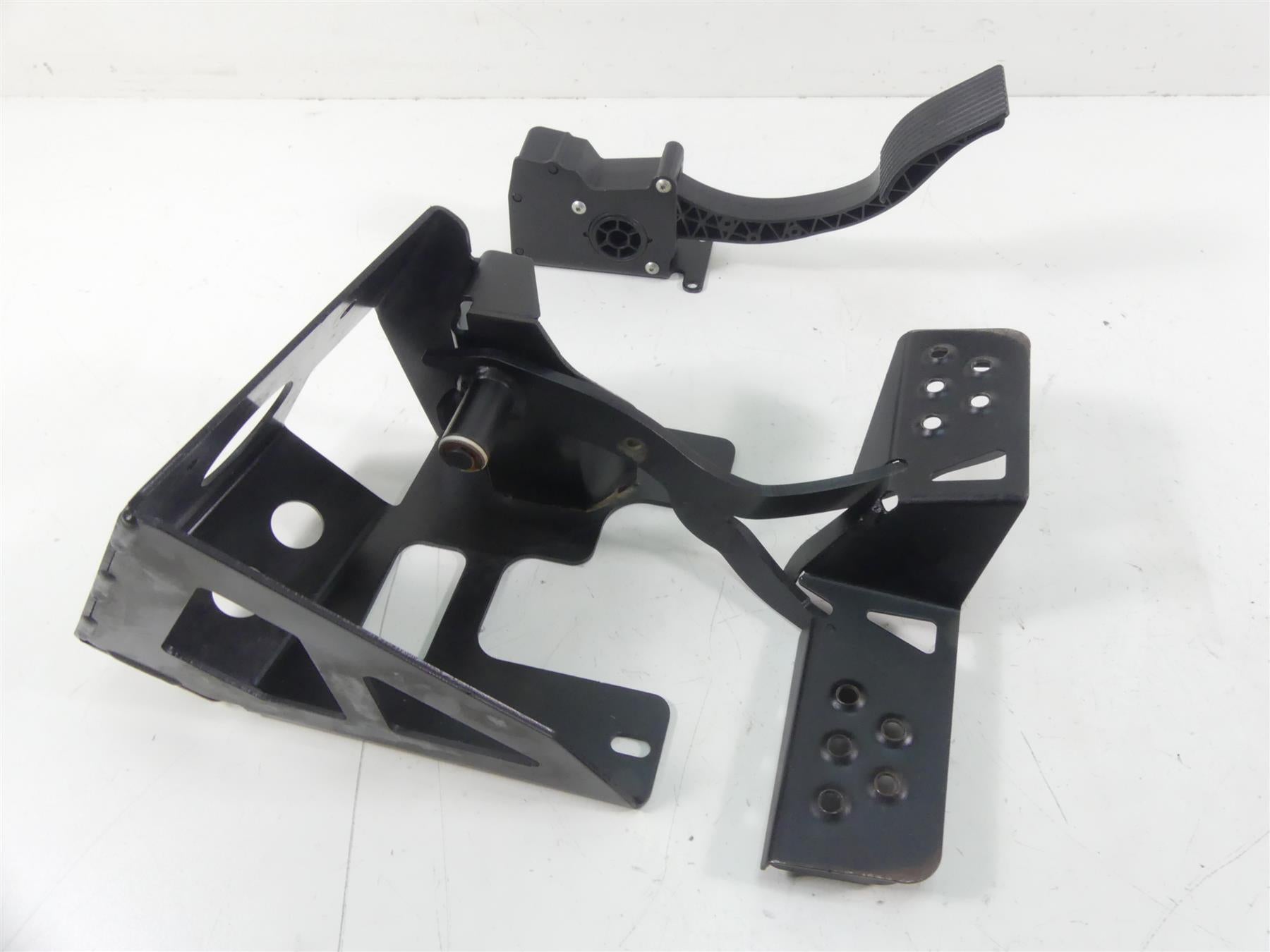 2020 Polaris RZR RS1 1000 Brake & Accelerate Pedal Lever Set 1023075 4014042 {{ shop.shopifyCountryName }} - Mototech271