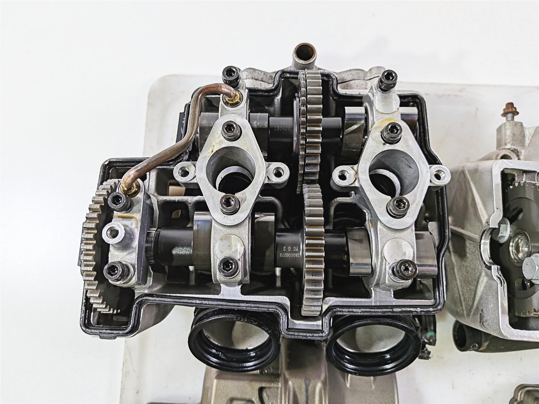 2014 Aprilia RSV4 RR Factory Front Rear Cylinder Head Cam Shaft Set 14K B0447525 {{ shop.shopifyCountryName }} - Mototech271