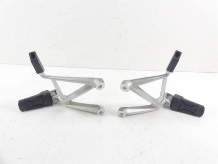 2017 BMW R1200GS GSW K50 Rear Passenger Footpeg Foot Peg Set 46718537907 {{ shop.shopifyCountryName }} - Mototech271