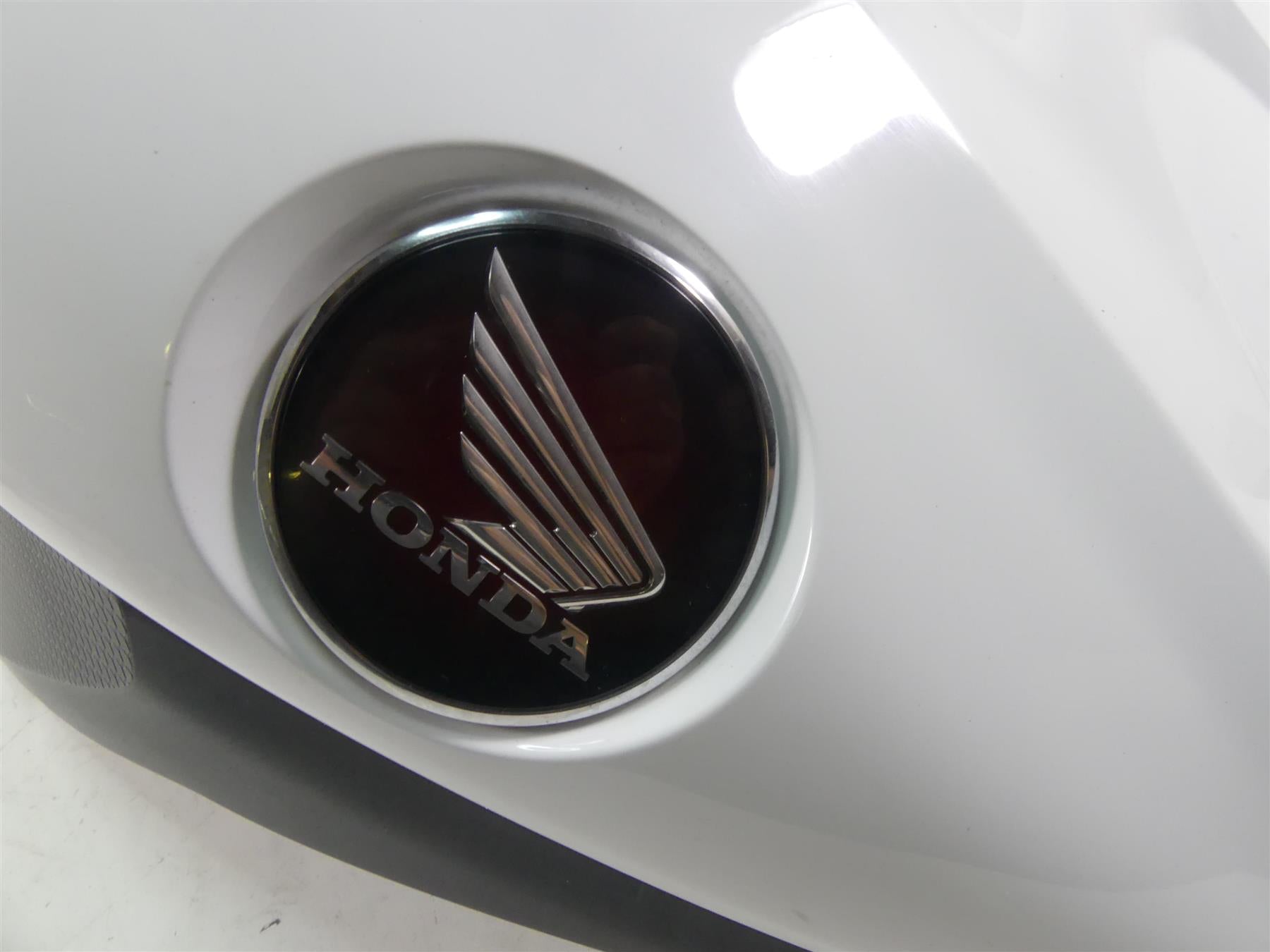2015 Honda CBR1000 RR SC59 Tank Fairing Cover & Little Covers 83150-MGP-M20 {{ shop.shopifyCountryName }} - Mototech271